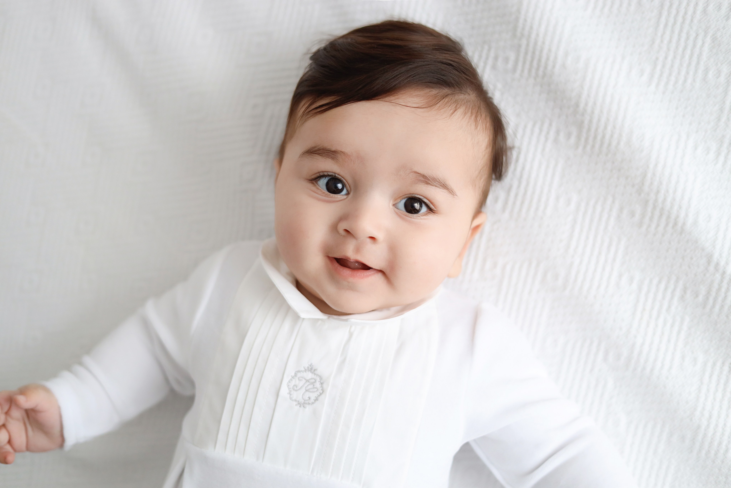 Азнавуру 6 месяцев. Фотограф новорожденных Москва. Ньюборн фотограф Москва