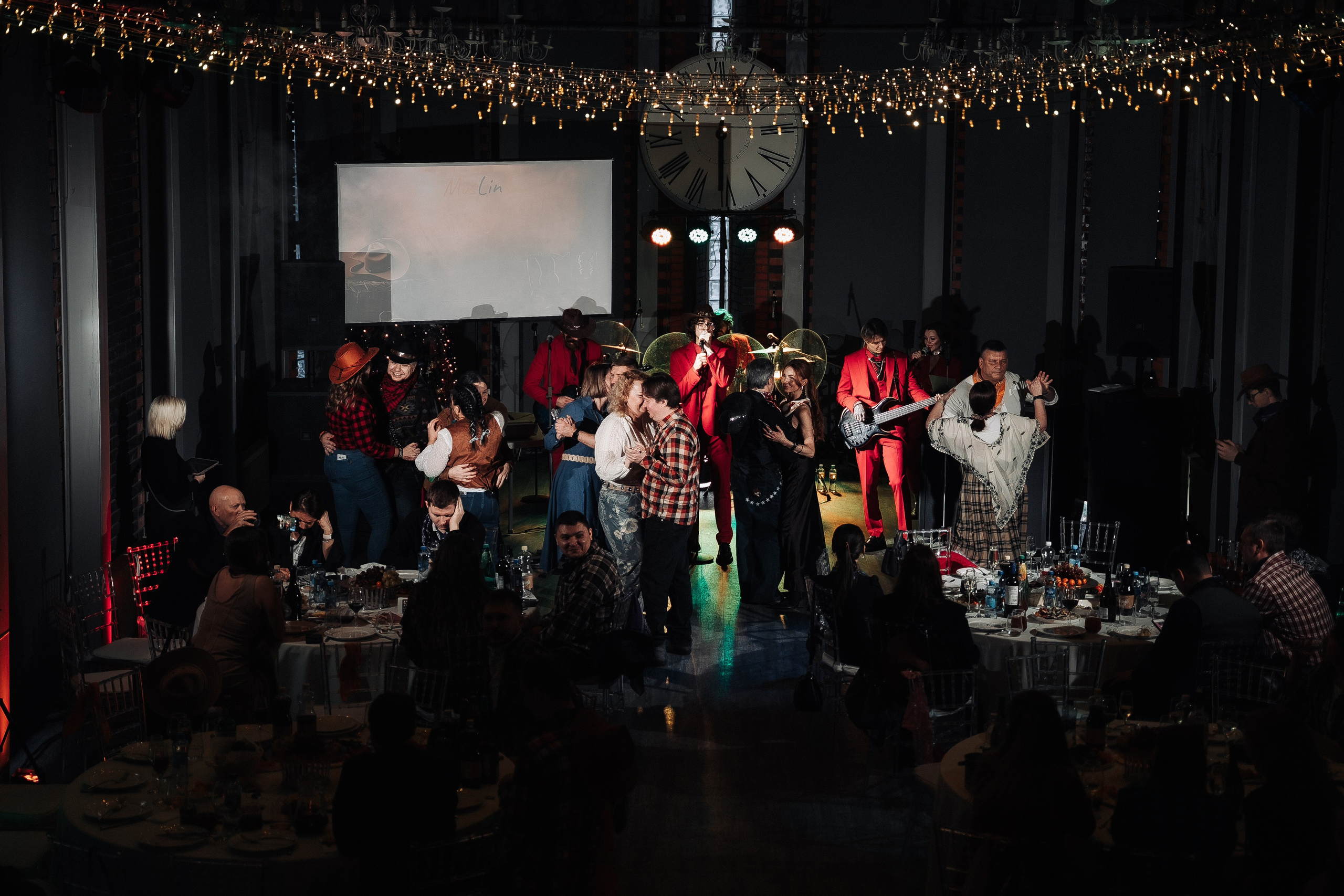 Новогодняя фотосъемка корпоратива. Свадебный и семейный фотограф в Москве и МО Геннадий Туманцев