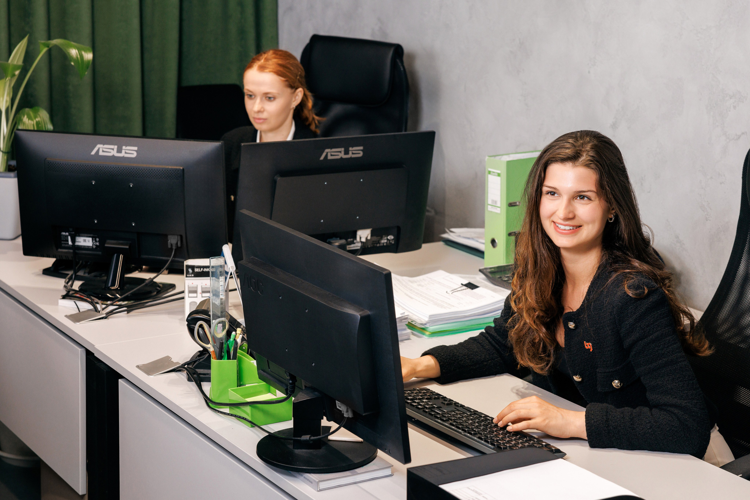 Съёмка сотрудников в офисе. Фотограф Виталий Хайлов, Екатеринбург