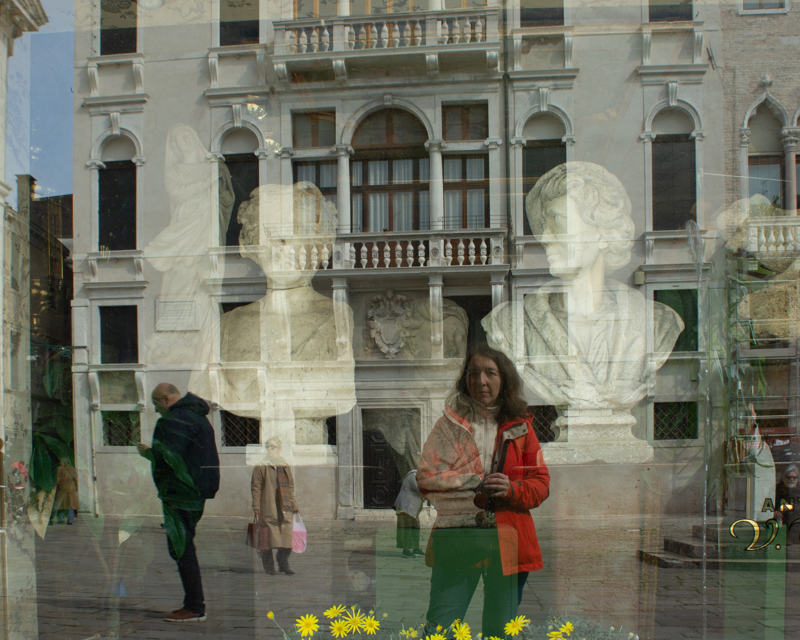 Riflessi. Fotografo Alina Imanbaeva Trieste e FVG