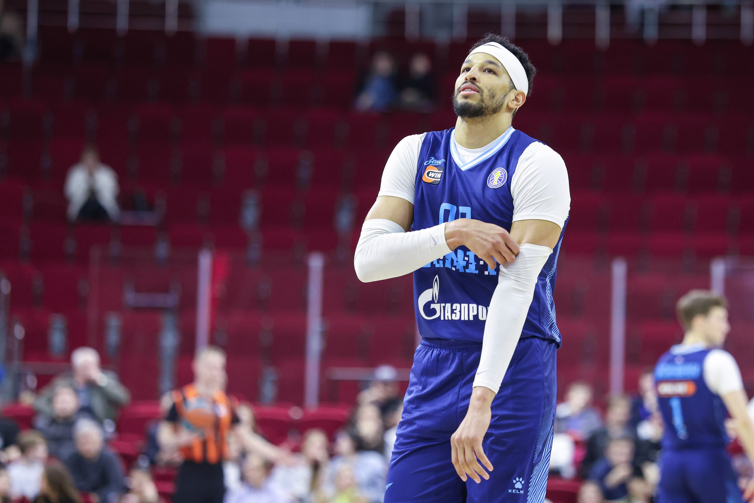 Баскетбол. Самара — Зенит. Единая лига ВТБ. Спортивный фотограф в Самаре