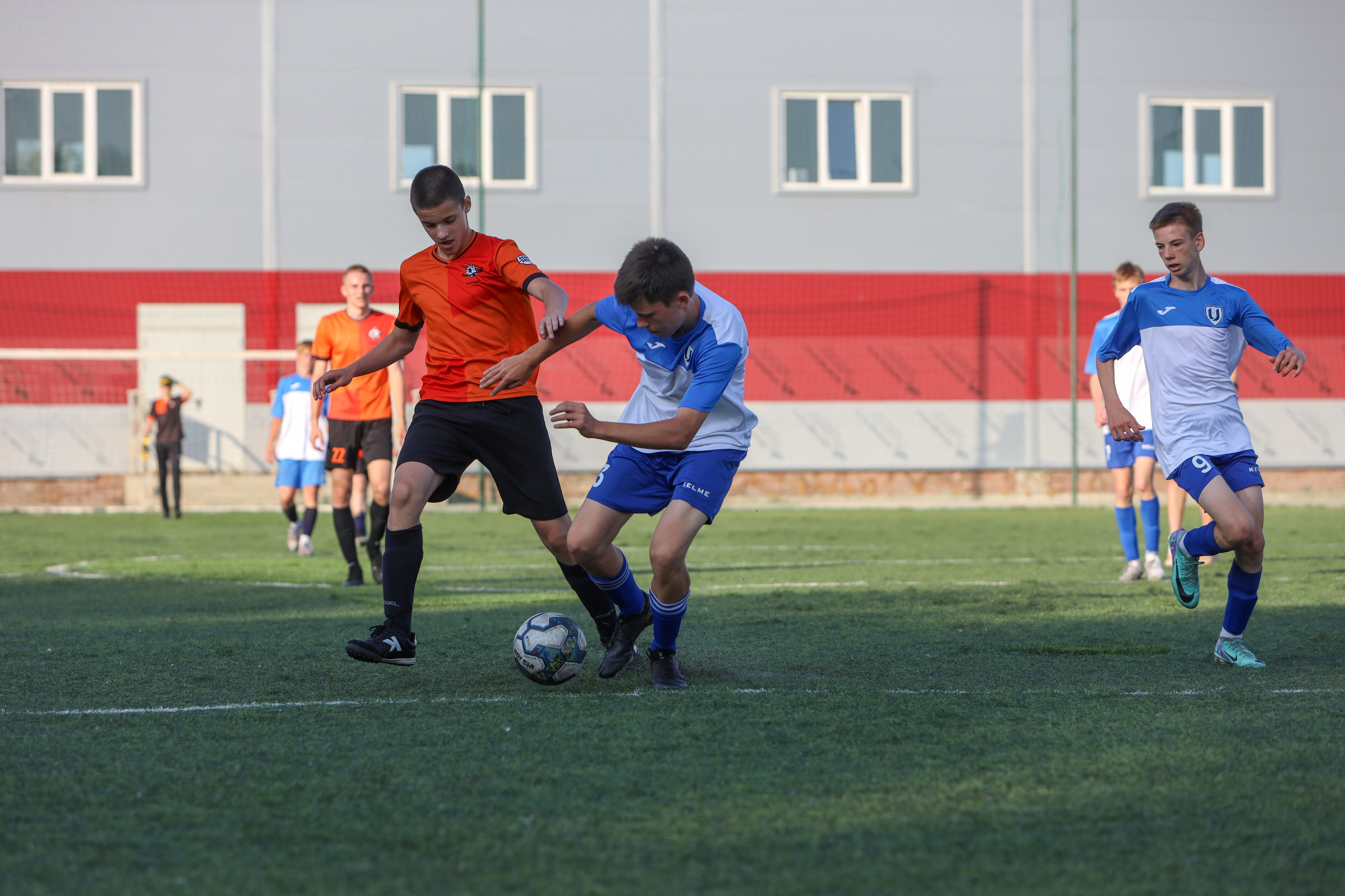 Кинель — Виктория Унион. Чемпионат СФПЛ. Молодежная футбольная лига U-15. Спортивный фотограф в Самаре