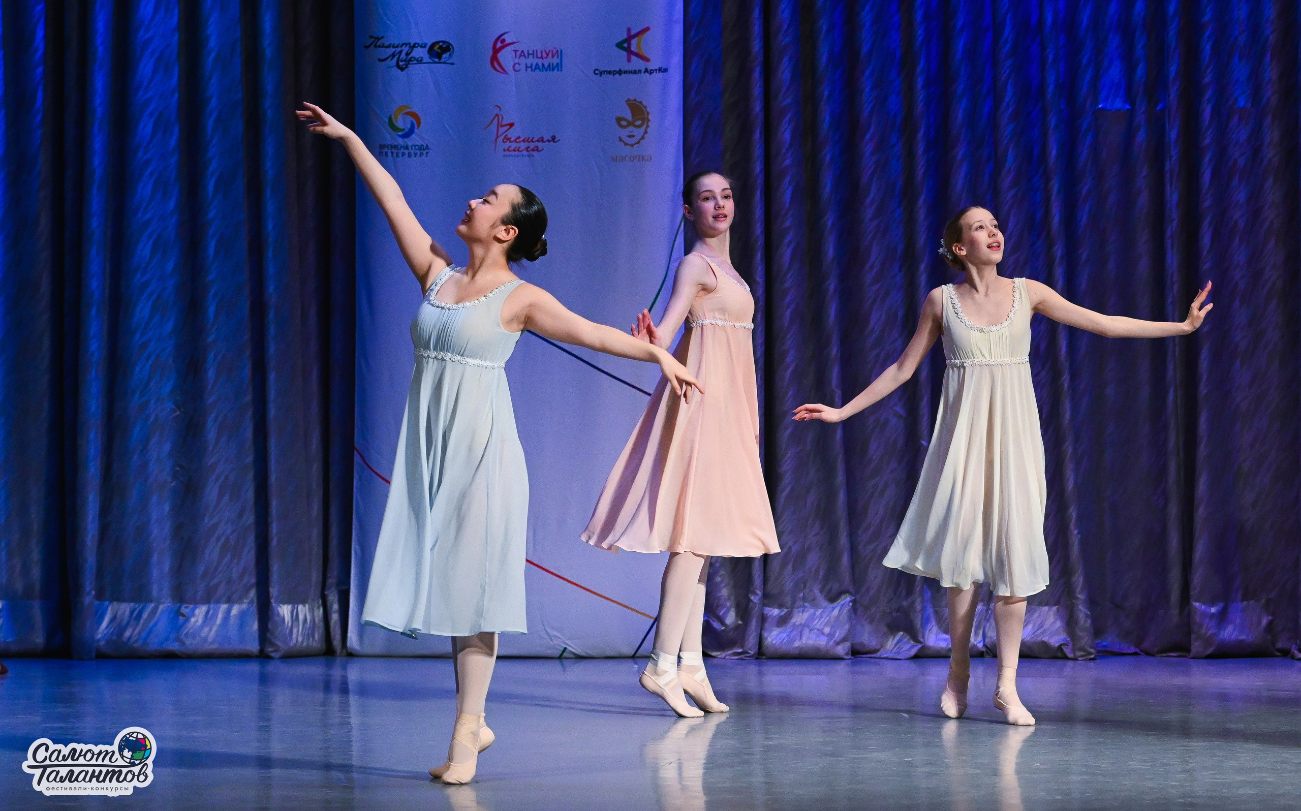 08.01.2026 «Салют Талантов» 8-й фестиваль-конкурс «Снегурочка встречает таланты» г. Ярославль. Медиастудия Фото Концепт