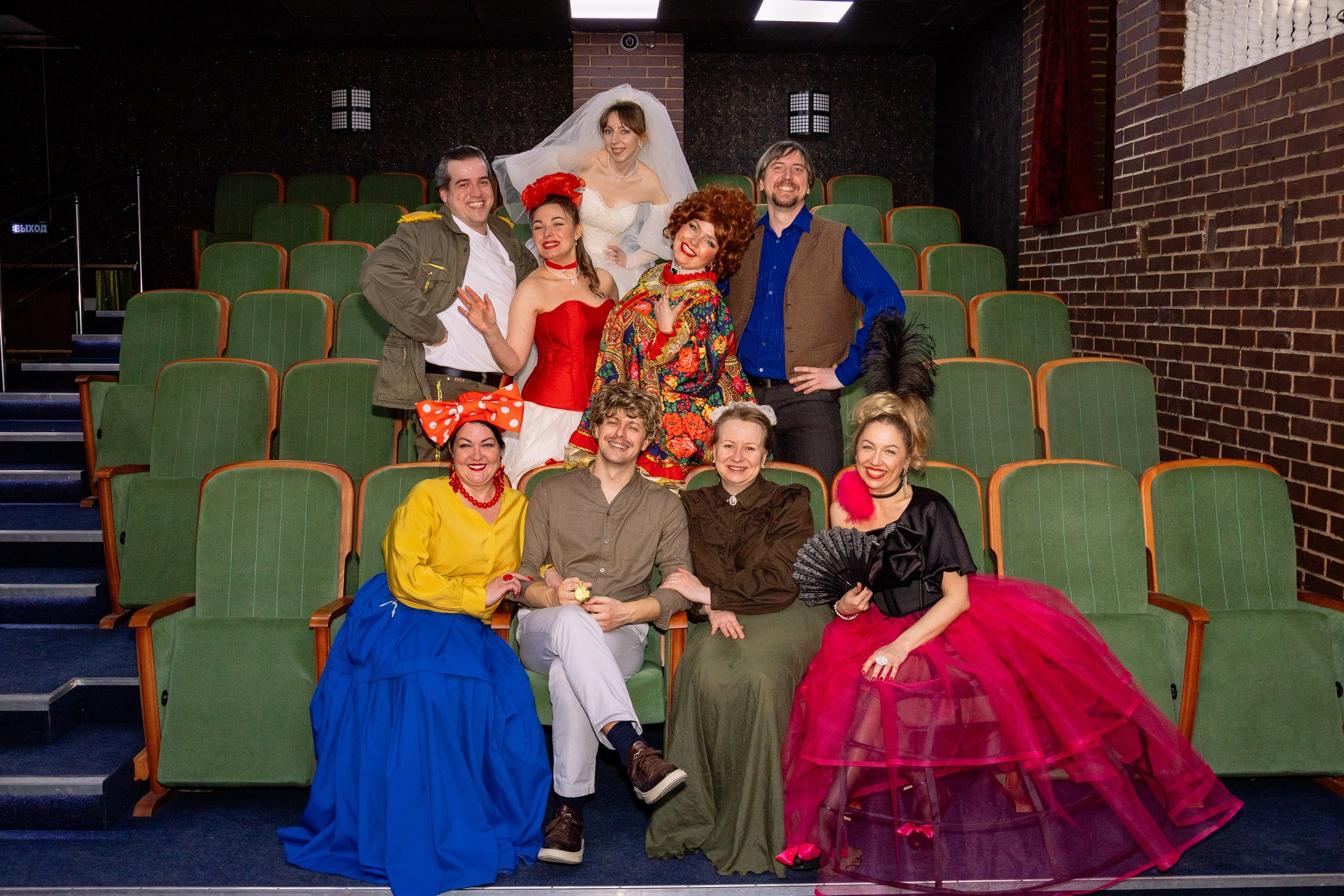 Театр Арт-Авеню _ Женитьба Бальзаминова. Фотограф Юлия Мальцева