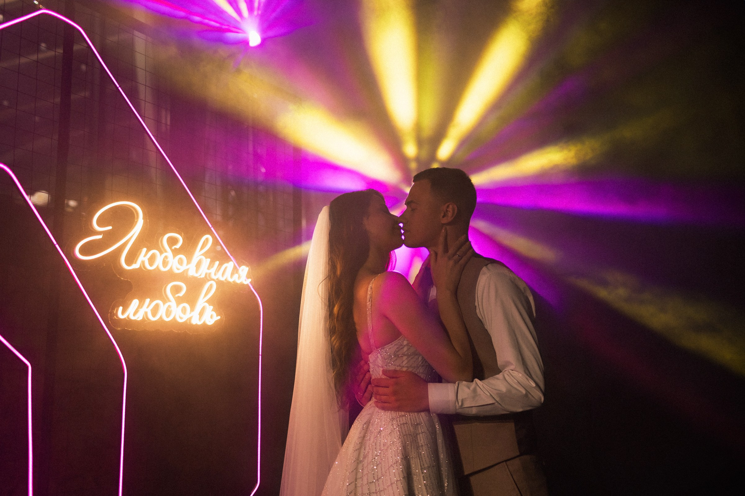 А дождь на окнах рисует. Sovushka DS