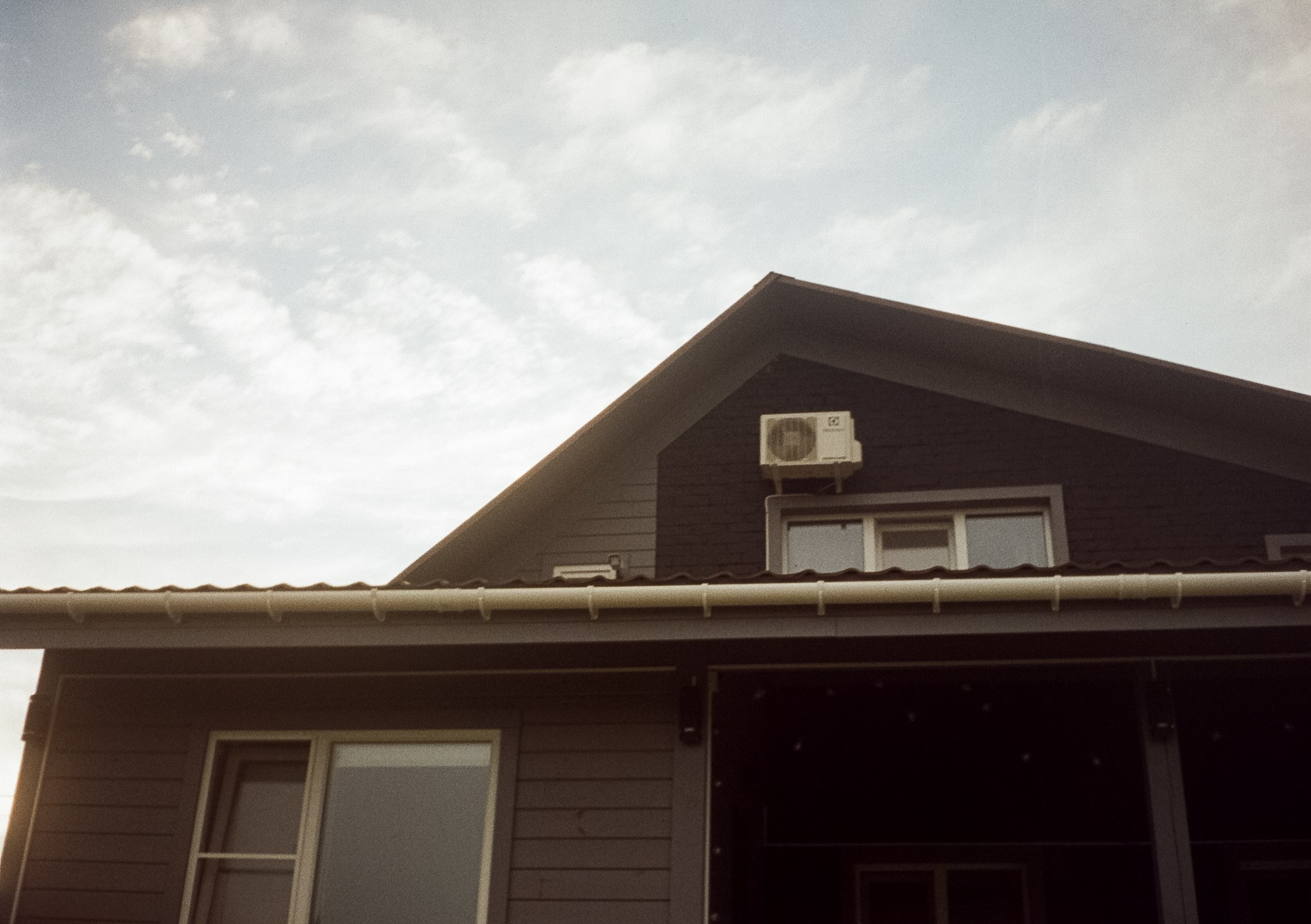 Солнечный июнь. Дача. Пионы. Фотограф-документалист Мария Осокина