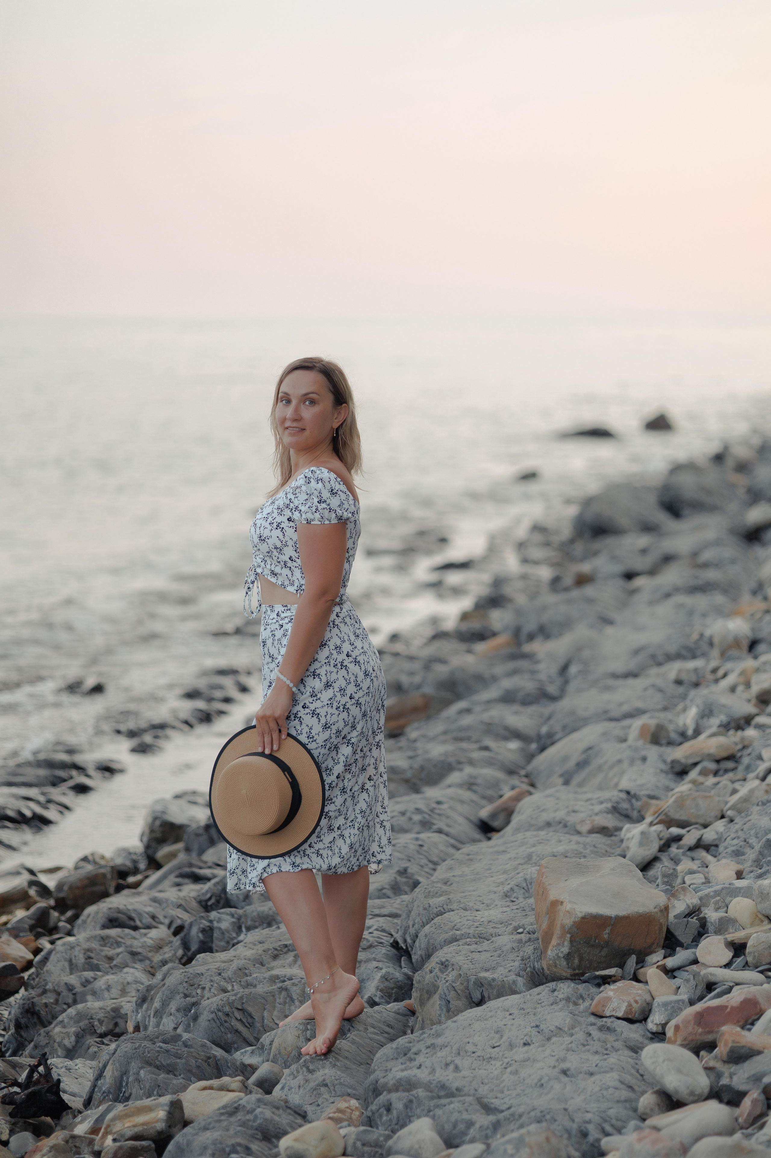 Семейная прогулка на берегу моря. Семейный и портретный фотограф в Геленджике Любовь Бодрова