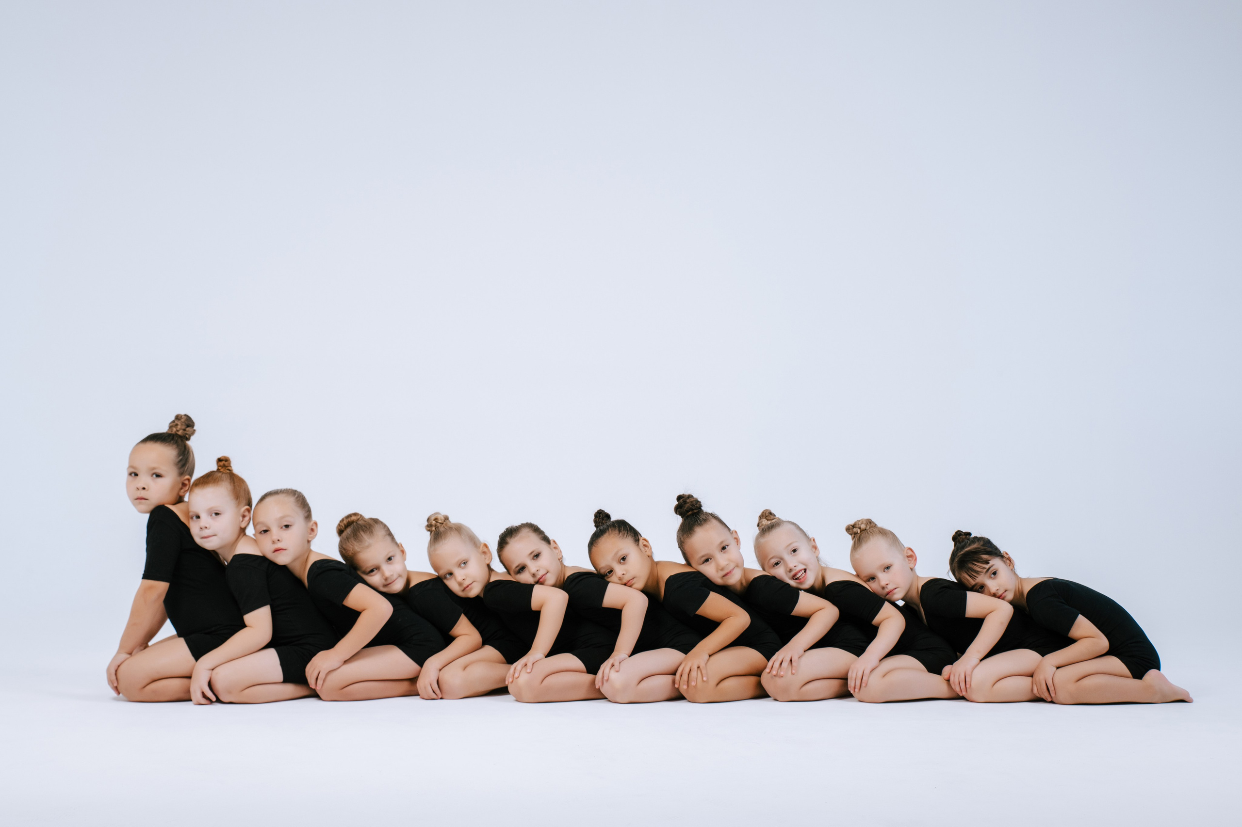 Коллектив «Жар-птица». Фотограф Ярмишко Дарья. Выпускные фотокниги