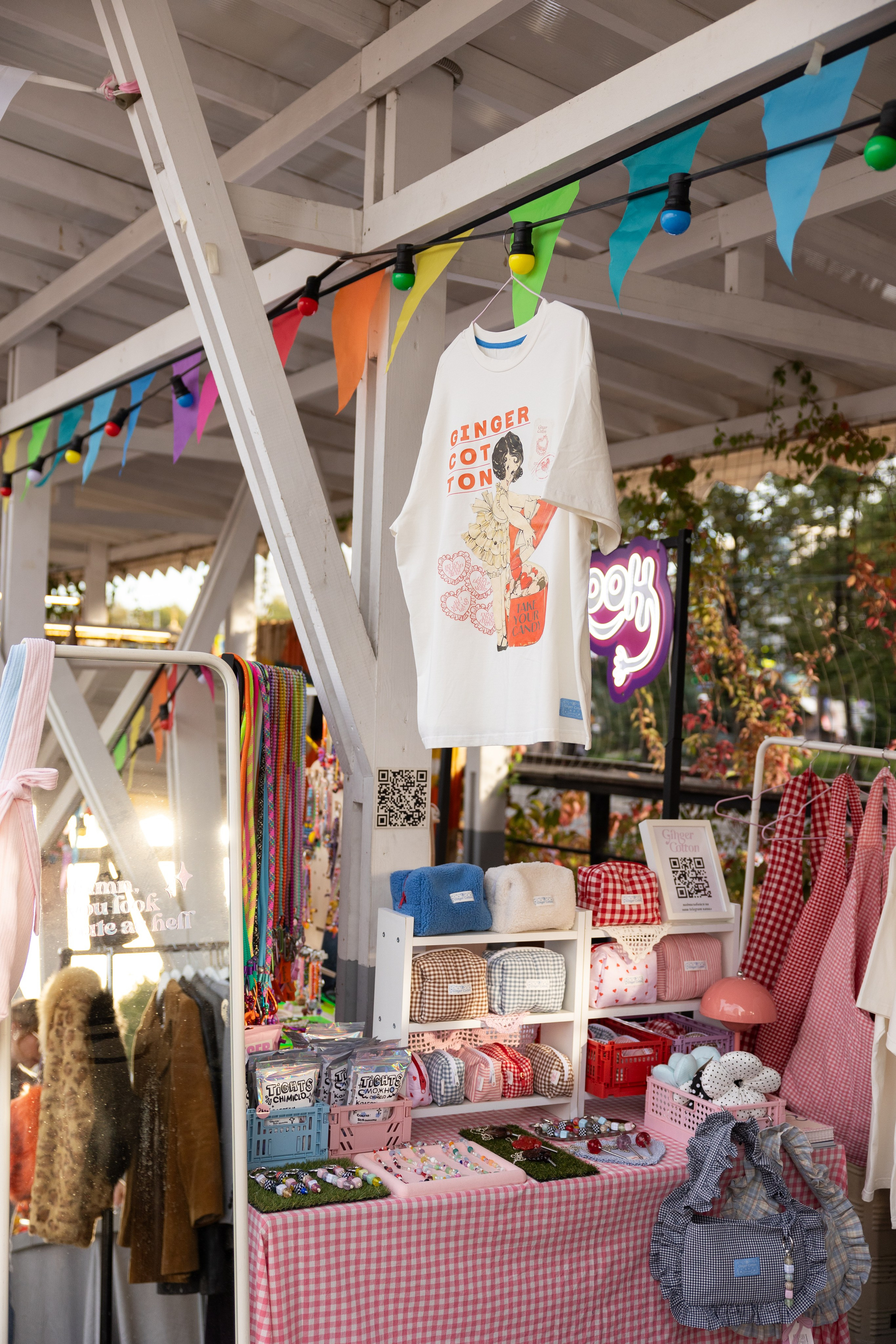 13–14 сентября 2025 на Даниловском рынке / День 1 / фото Саша Жукова. Фотоотчеты «Ламбада-маркета»