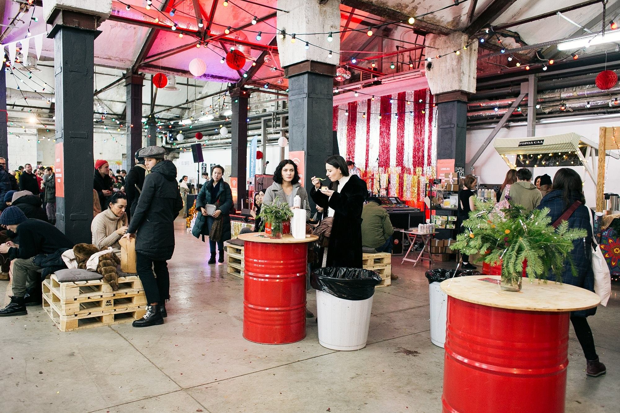 21–23 декабря 2018 на Трехгорной мануфактуре / День 2 / фото Людмила Савельева. Фотоотчеты «Ламбада-маркета»