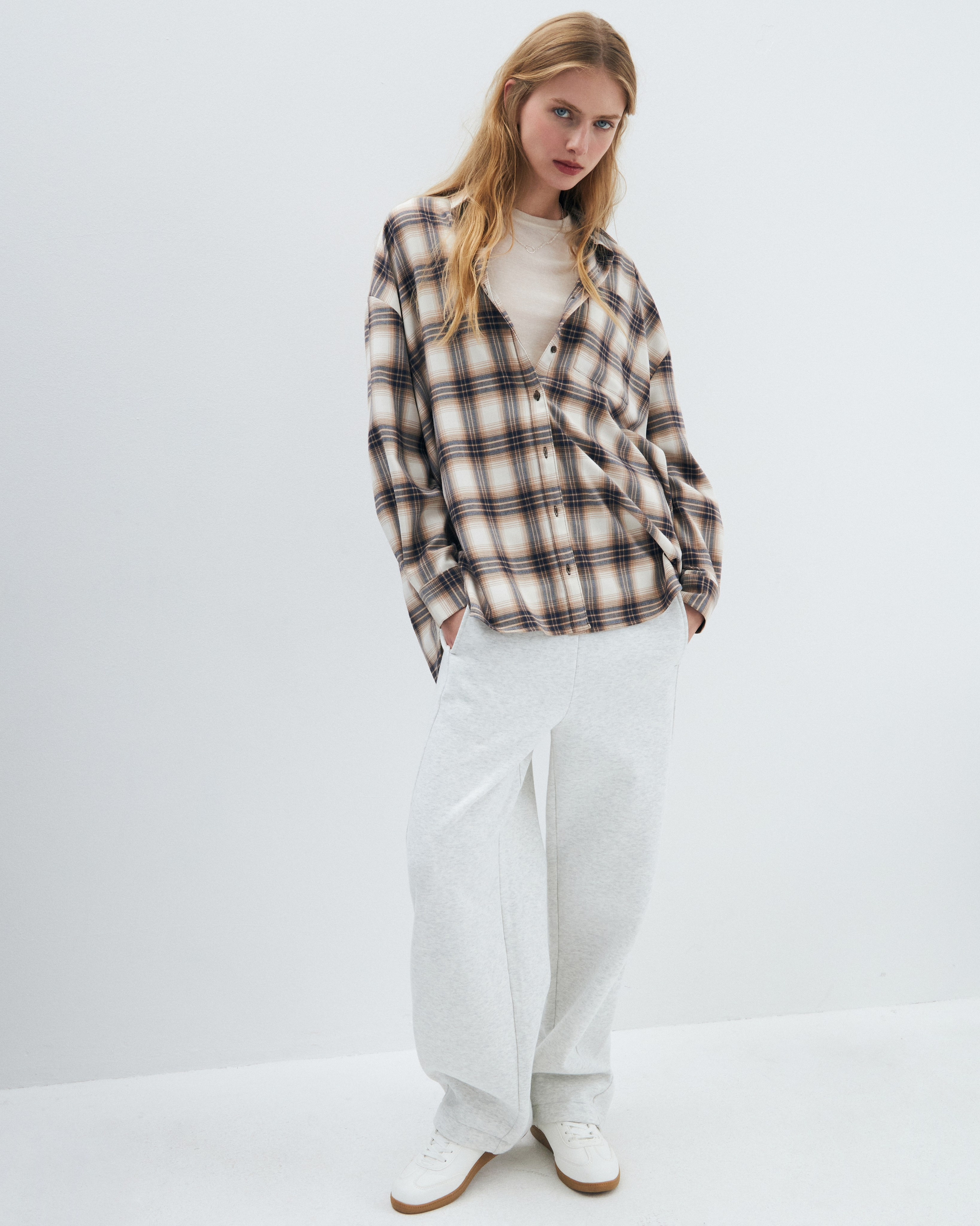 Catalog GJ for LAMODA 2025. Фотограф для брендов в Москве