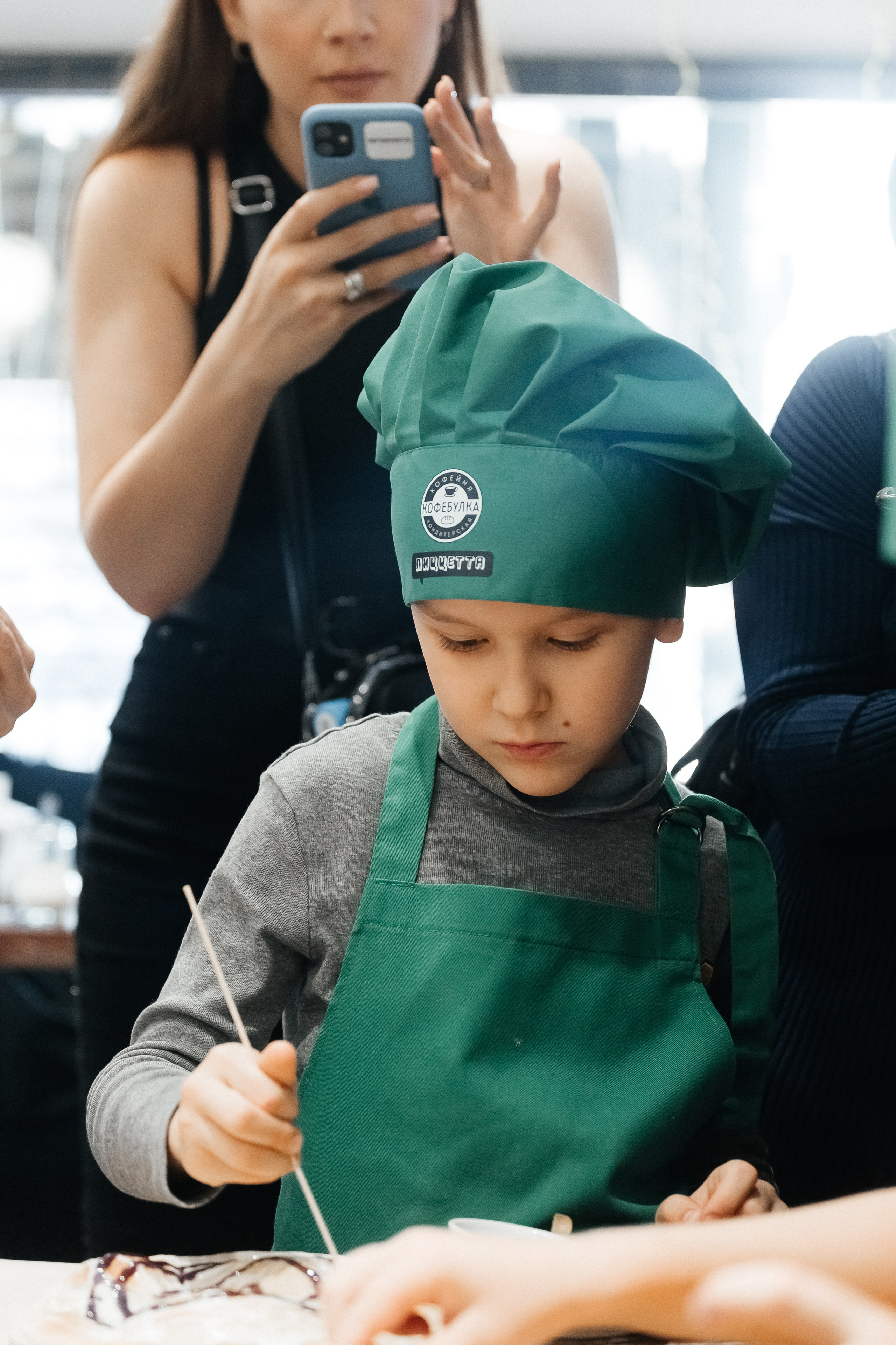 Детский мастер-класс в «Кофебулка». Фотограф Кемерово | Сергей