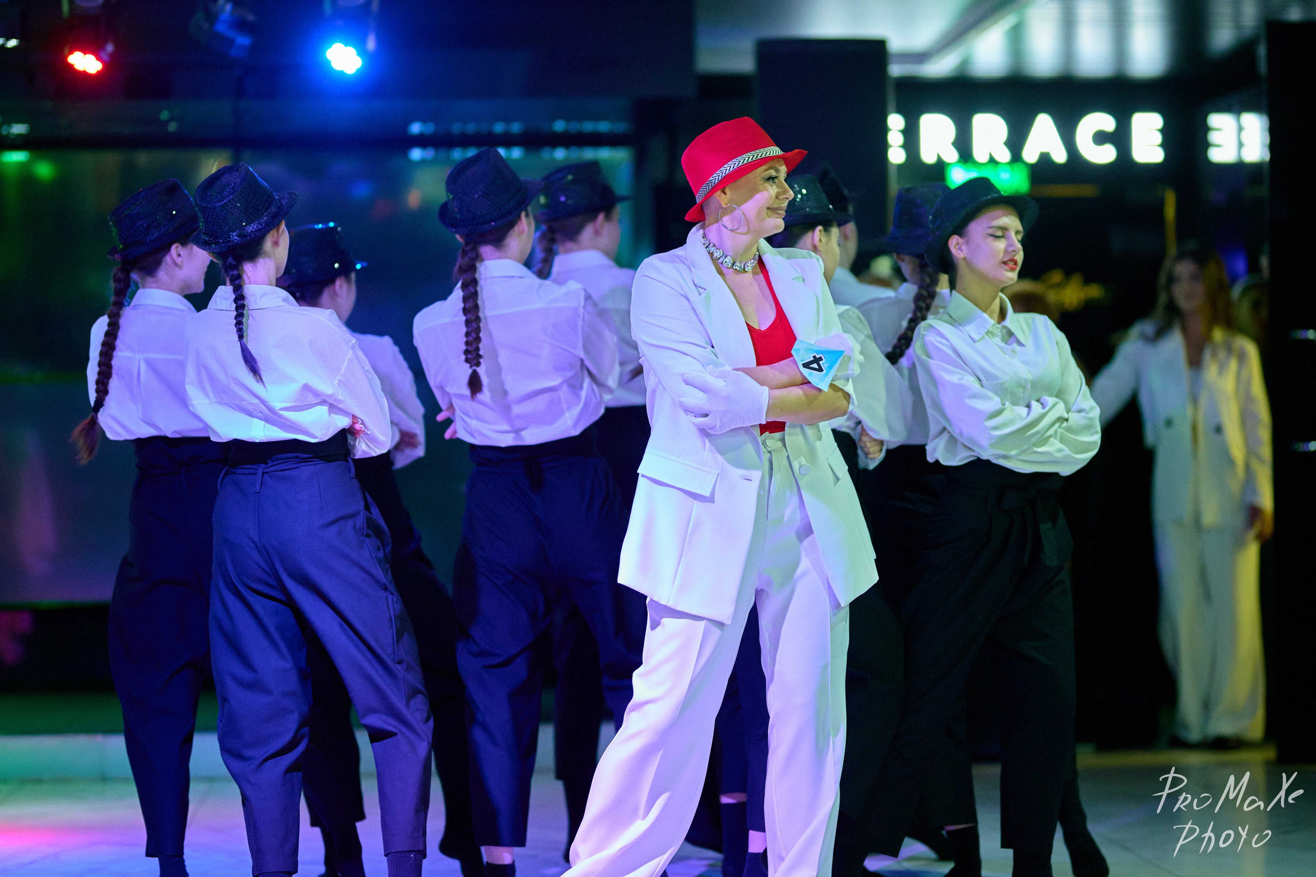 Зал КРАСА МАСС-МЕДИА ЧУВАШИИ. Владимир Суздалов (ProMaXe) — Портретный фотограф, тематические фотосессии в Чебоксарах