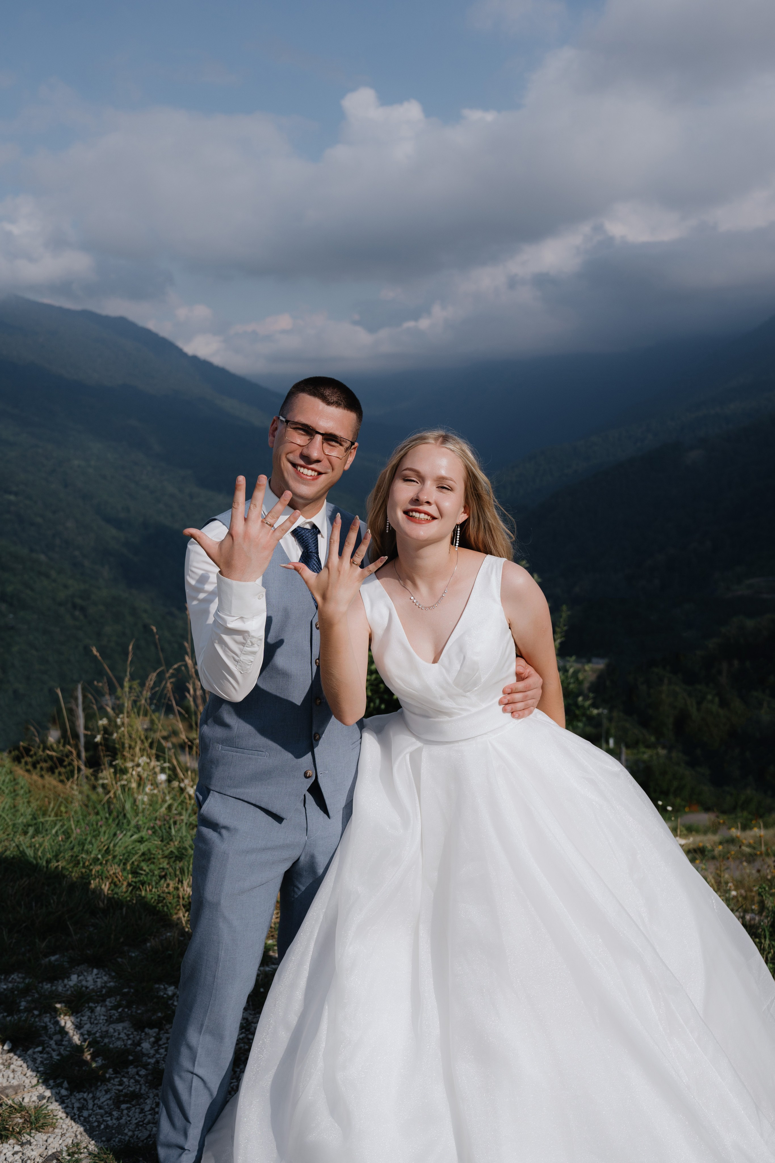 Свадебный фотограф Сочи Адлер Красная поляна фототур на кабриолете. Свадебный фотограф в Сочи и Адлере — Фотосессии на море и в горах | Виктор Рогулев