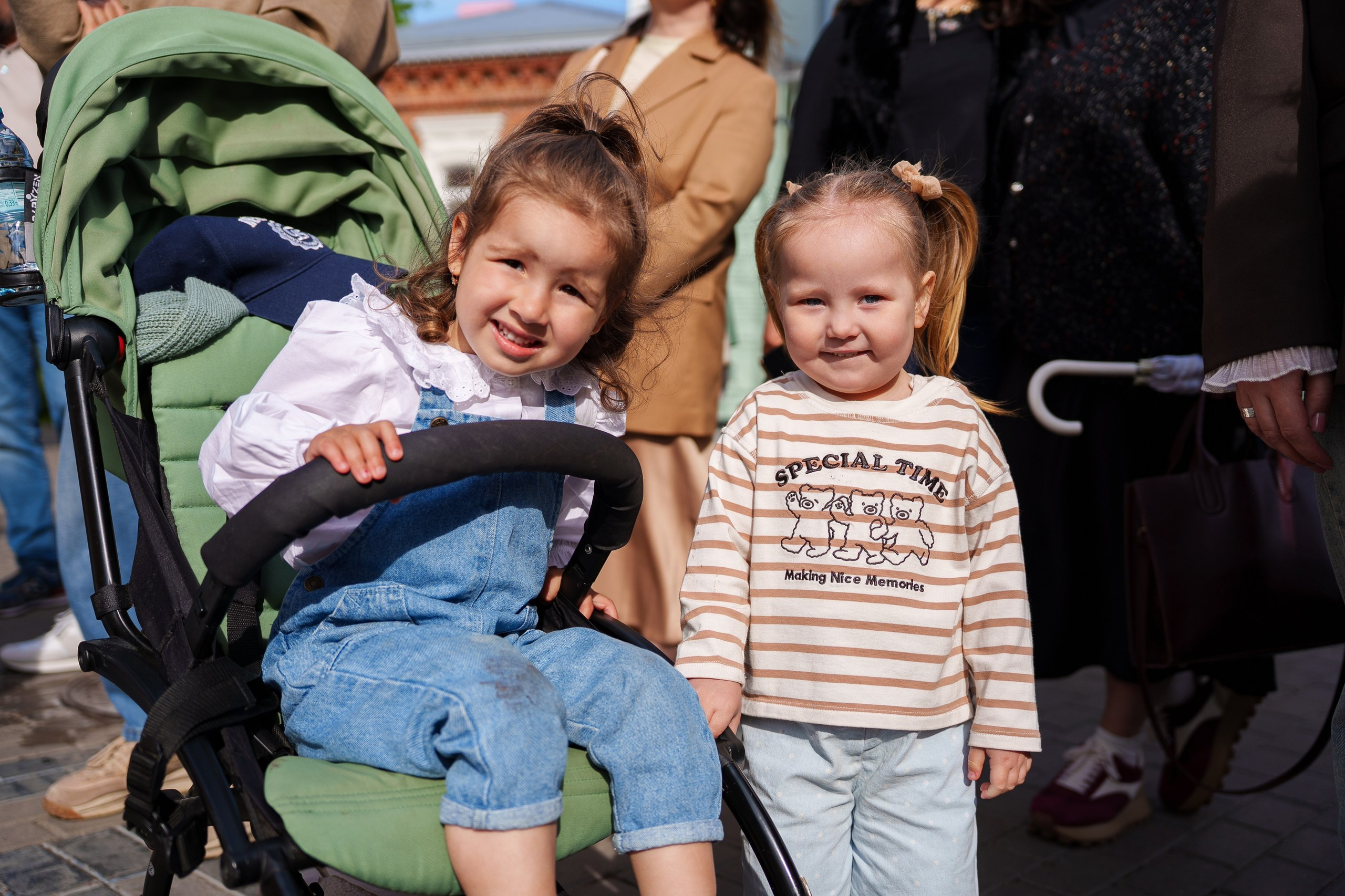 Фотосъёмка открытия выставки «Знаки свыше» Ильшата Байбурина в Арт-Квадрате (Уфа)