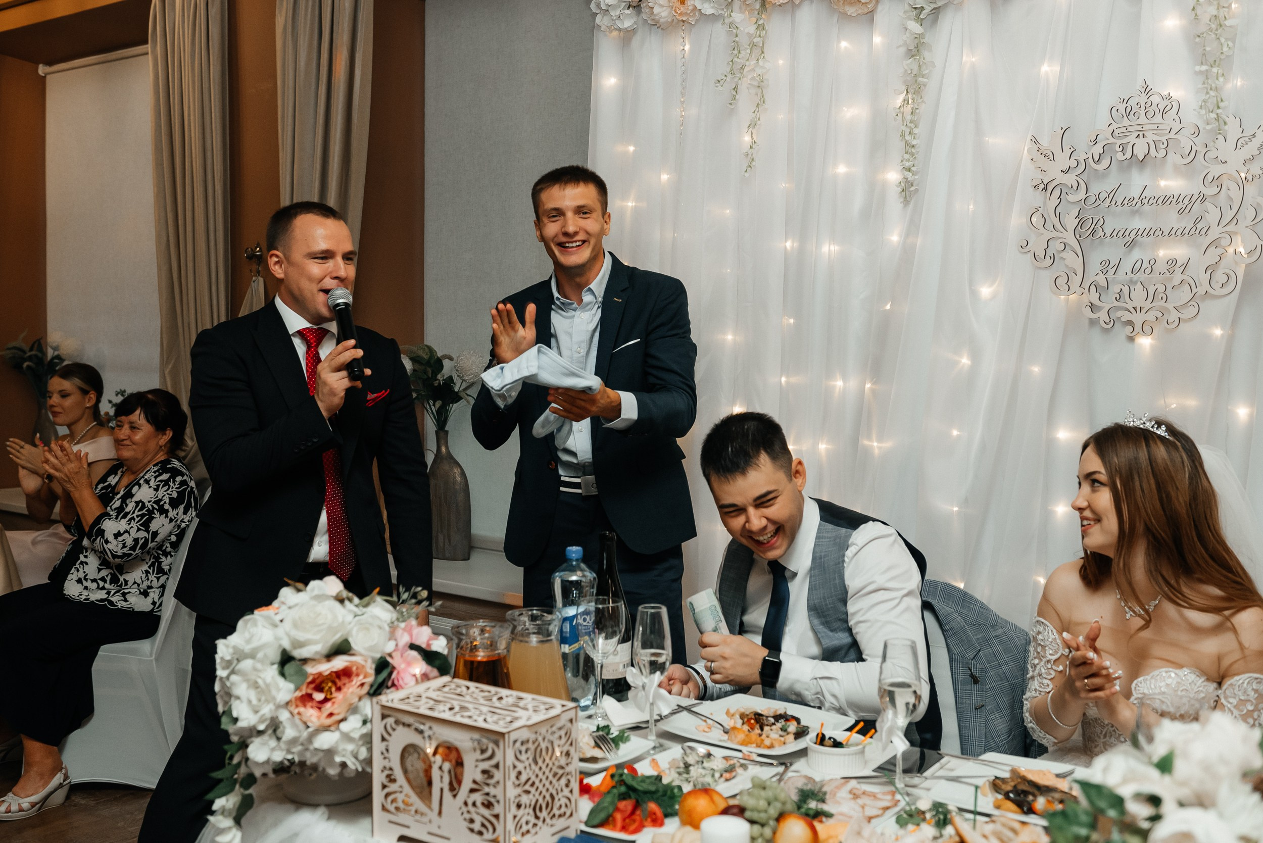 Александр и Владислава. Контент-фотограф Москва репортажный фотограф Настя Профото