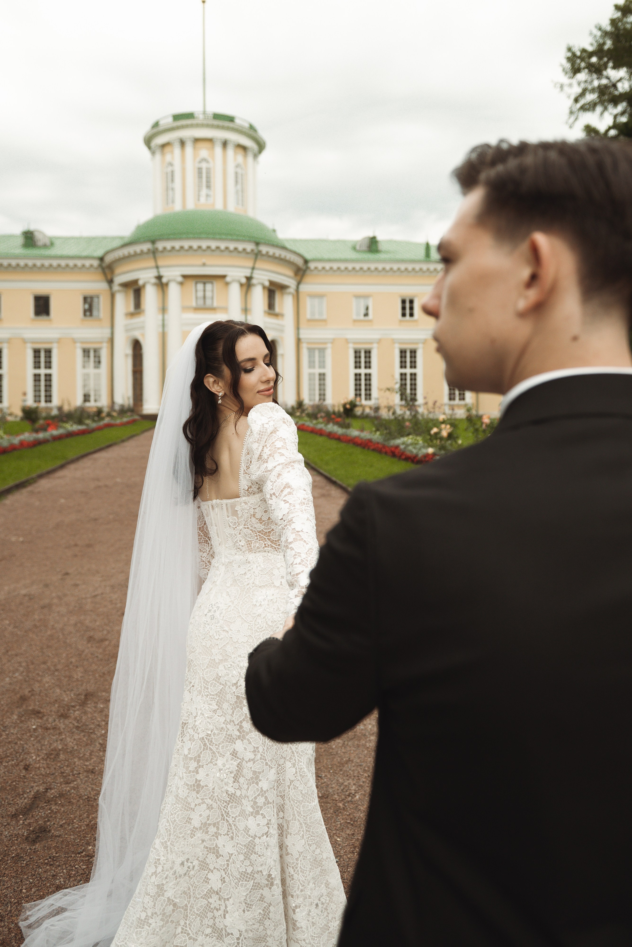 Свадебная фотосессия в Архангельском. Фотограф Москва Настя Профотовна. Репортажные, свадебные и контент фотосессии
