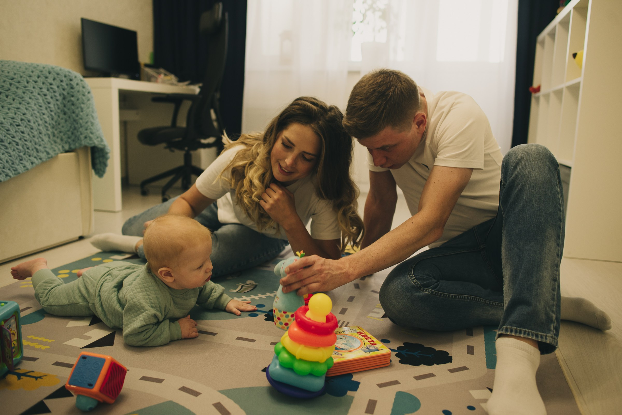 Наш мир — маленький ты!. Фотограф в Москве новорожденные свадьбы семьи Дарья Ларионова