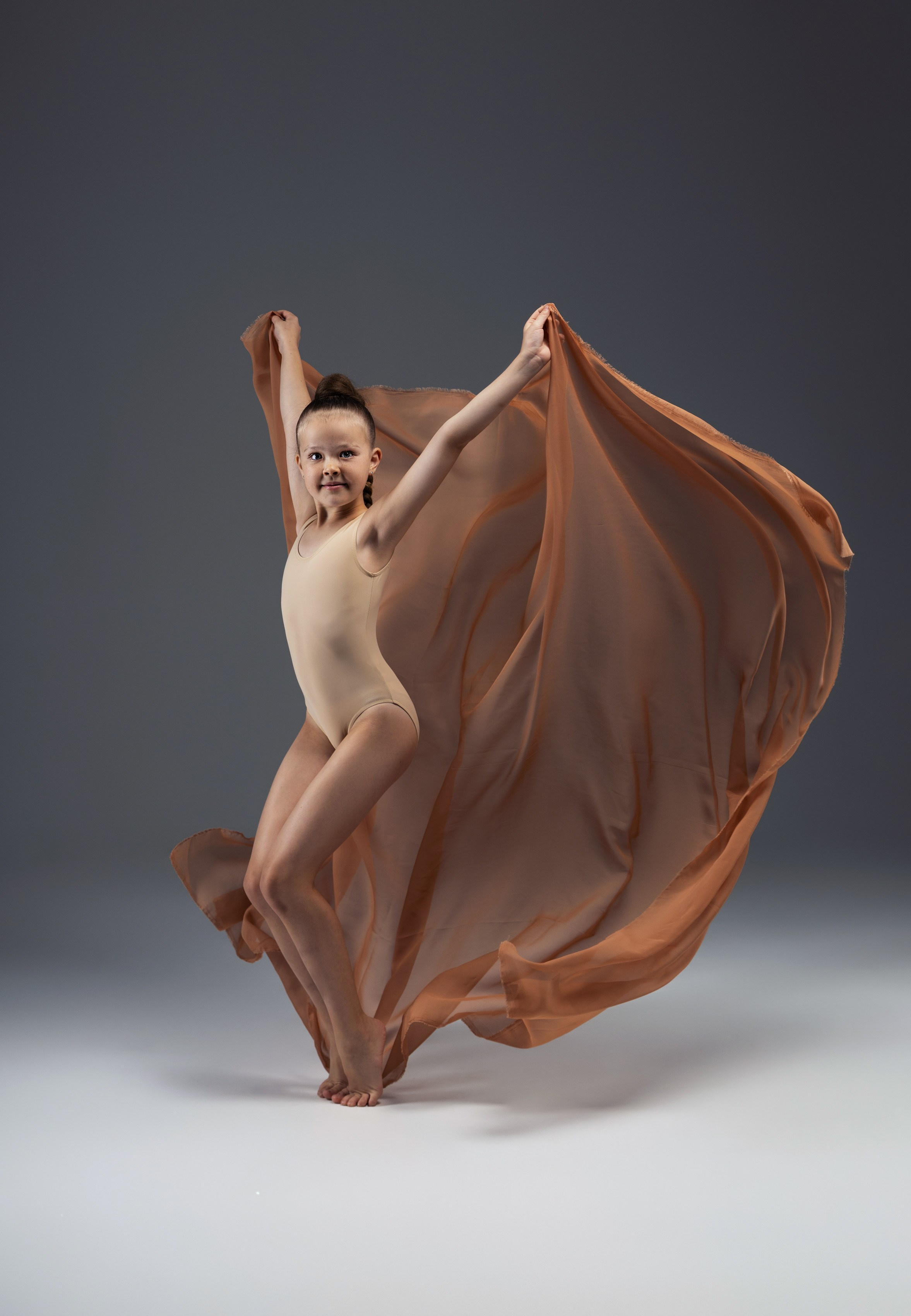 Съемка с тканью. Sport Art Photographer Moscow