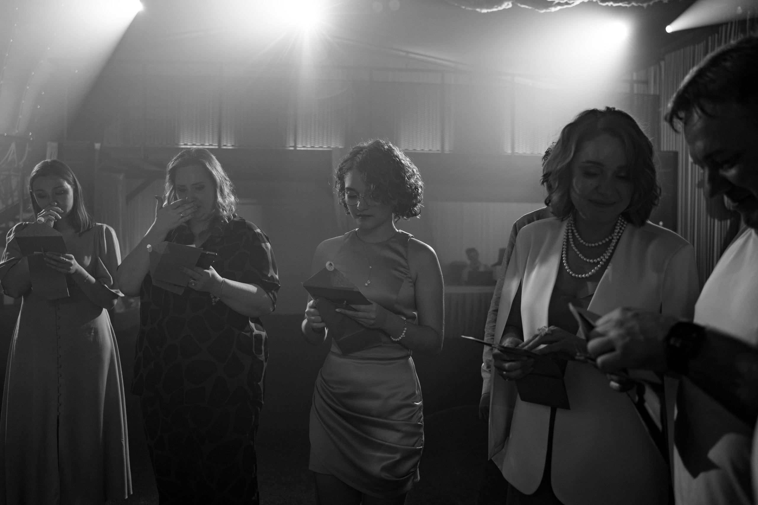 Wedding «Laugh and cry». Свадебные фотограф и видеограф Наталья и Анатолий Новиковы СПб