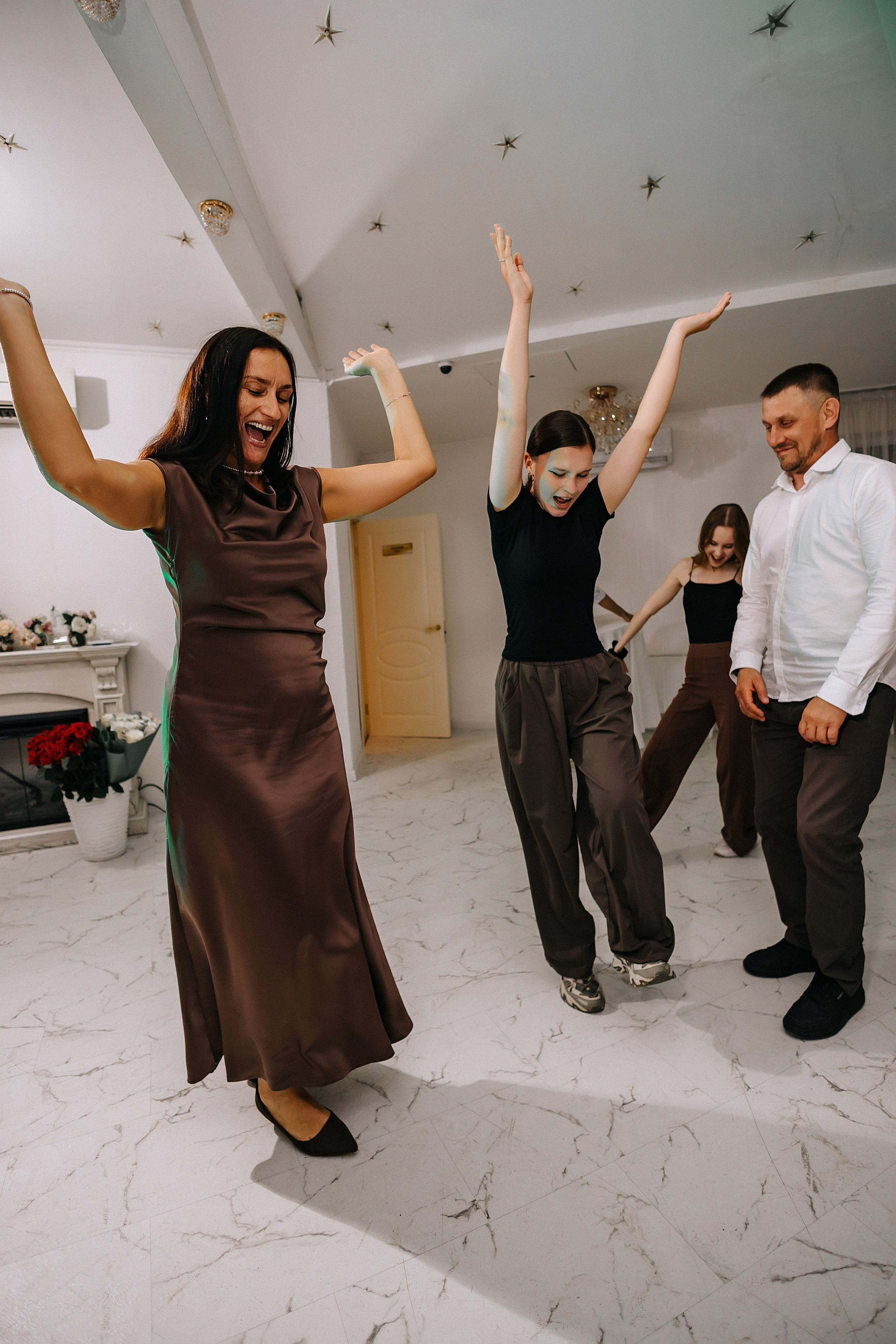 Даниил & Алина. Александр Антонов. Профессиональный свадебный, репортажный фотограф в Москве, Подольске. Фото+Видео на любой праздник