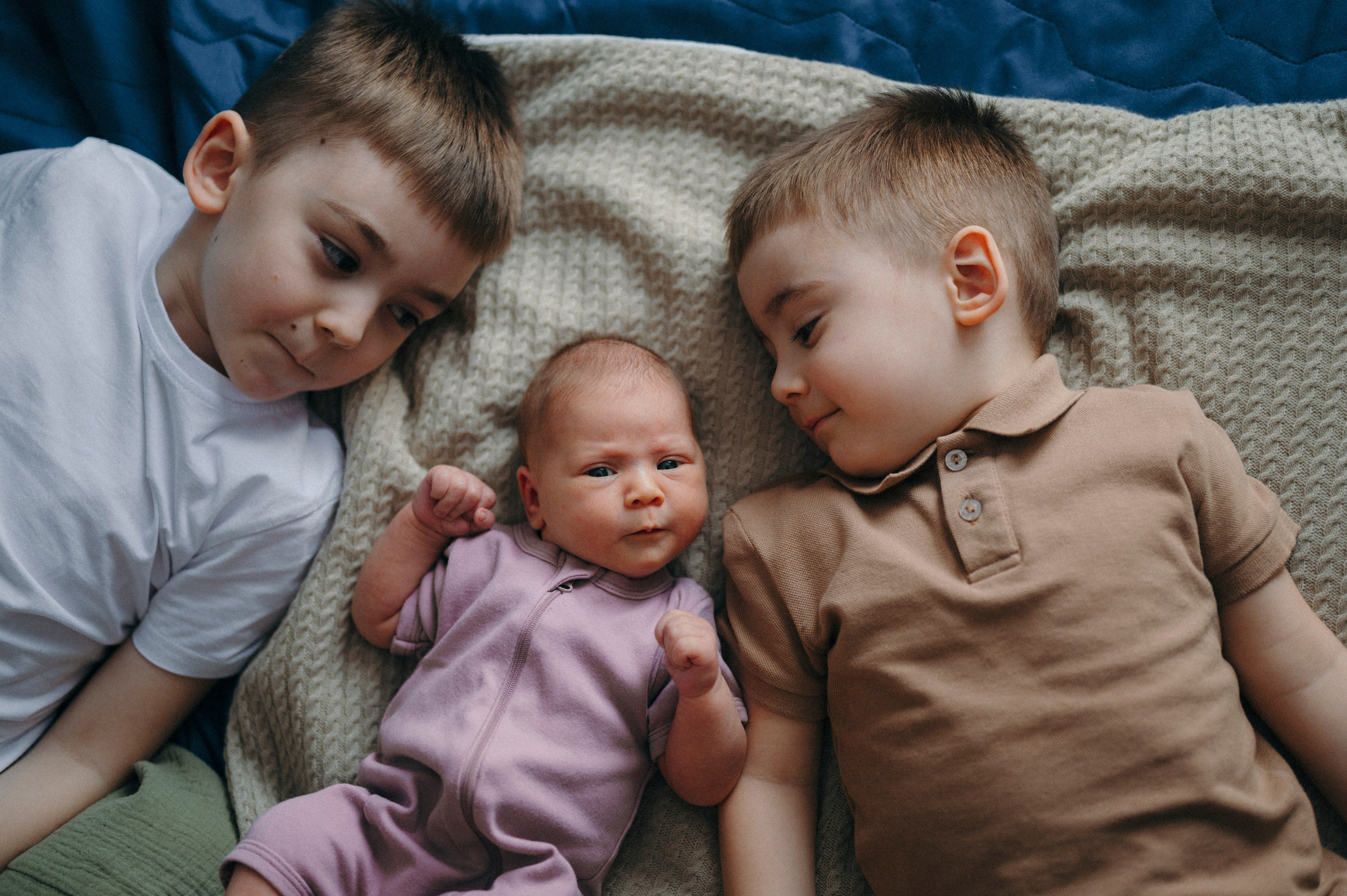 Два сыночка и лапочка дочка. Фотограф новорожденных и беременых в санкт-петербурге Юля Лампа