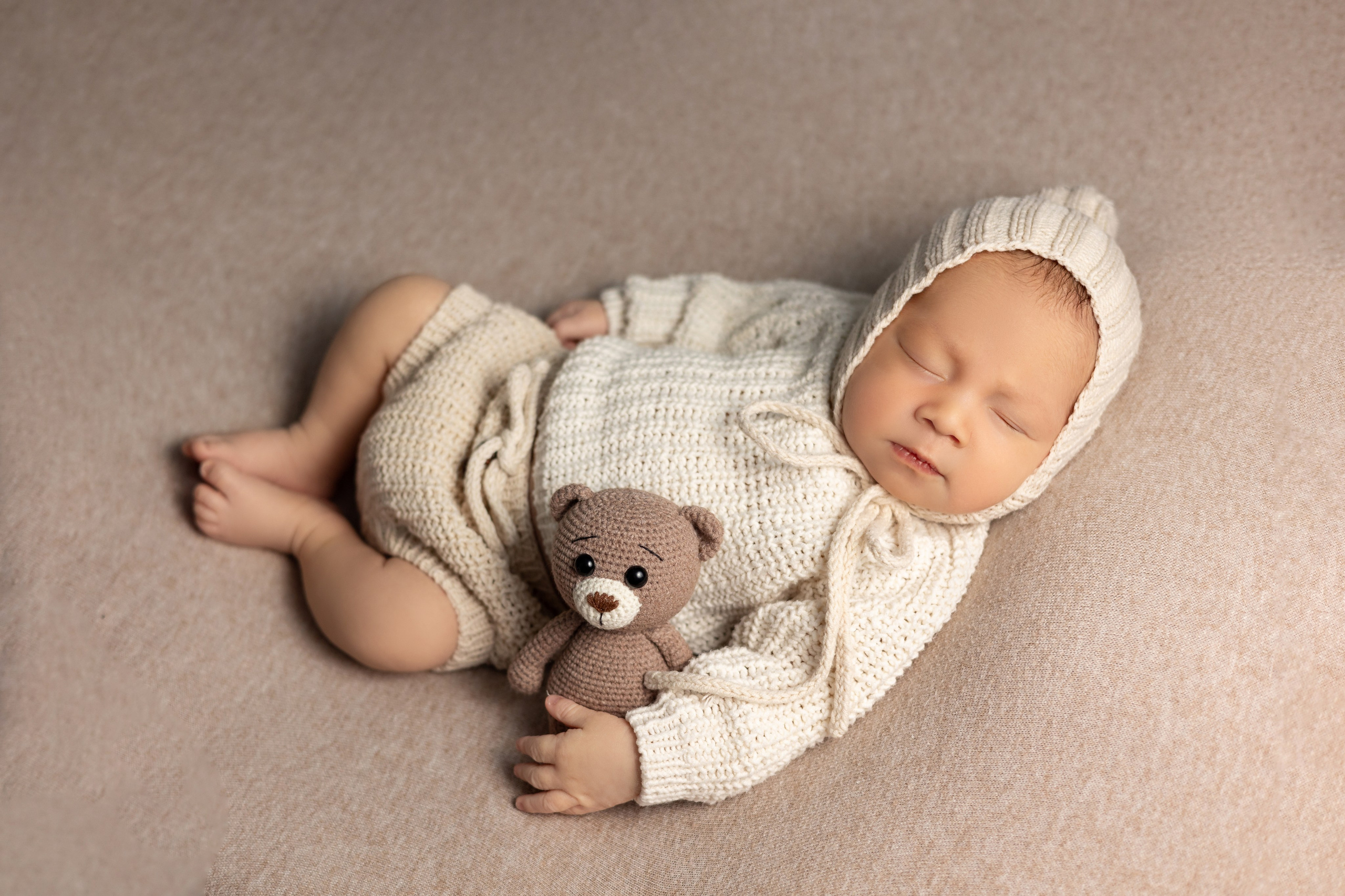 Новорождённые. Фотограф новорождённых г. Салехард