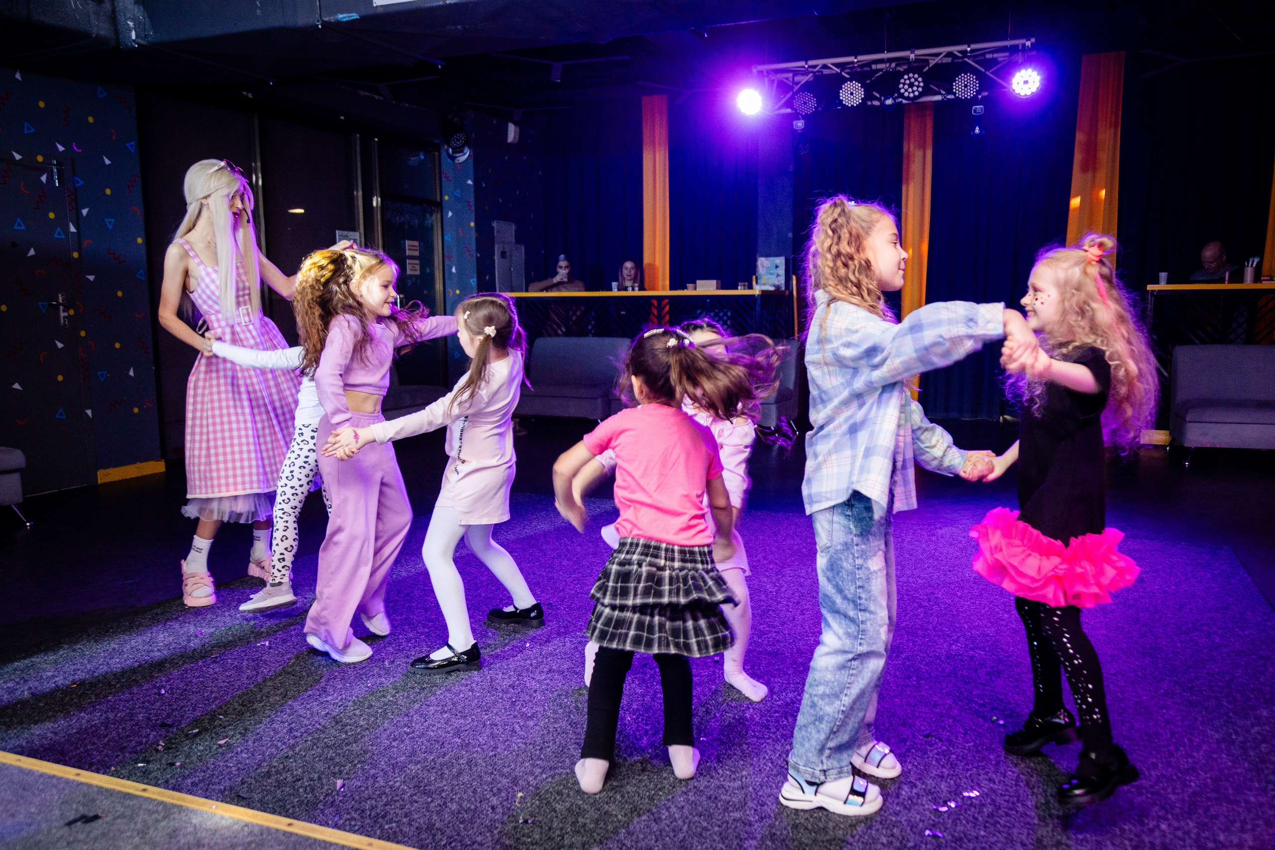 Алисе 7 лет. Детский фотограф видеограф в Хабаровске Михаил Орлов