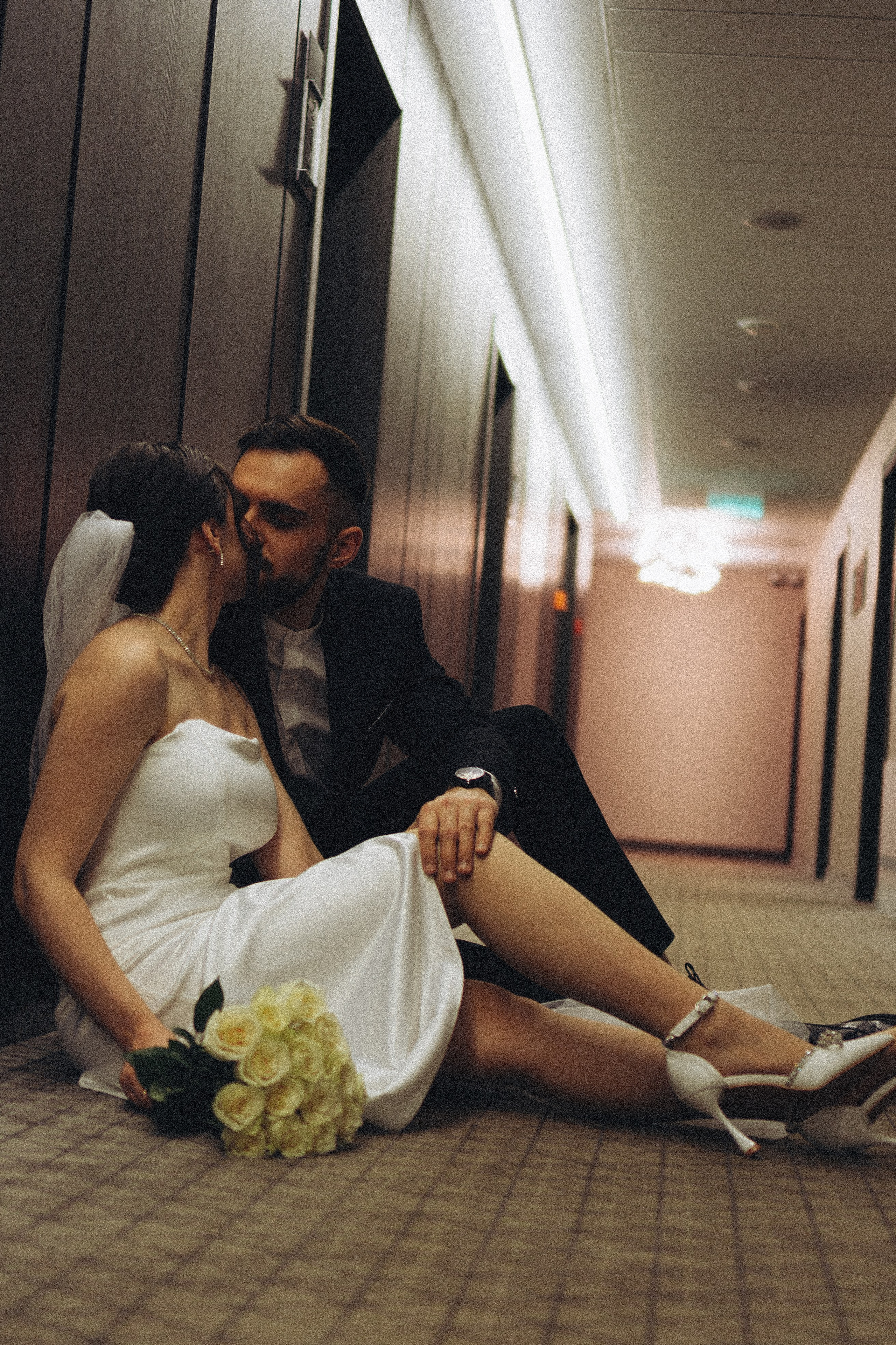 СВАДЕБНАЯ СЬЕМКА СБОРОВ ЖЕНИХА И НЕВЕСТЫ В ОТЕЛЕ И ТАКЖЕ ФОТОСЕССИИЯ В ОТЕЛЕЕ МЕГАПОЛИС БРЯНСК. Профессиональный фотограф, Санкт-Петербург — Виктория Богомолова