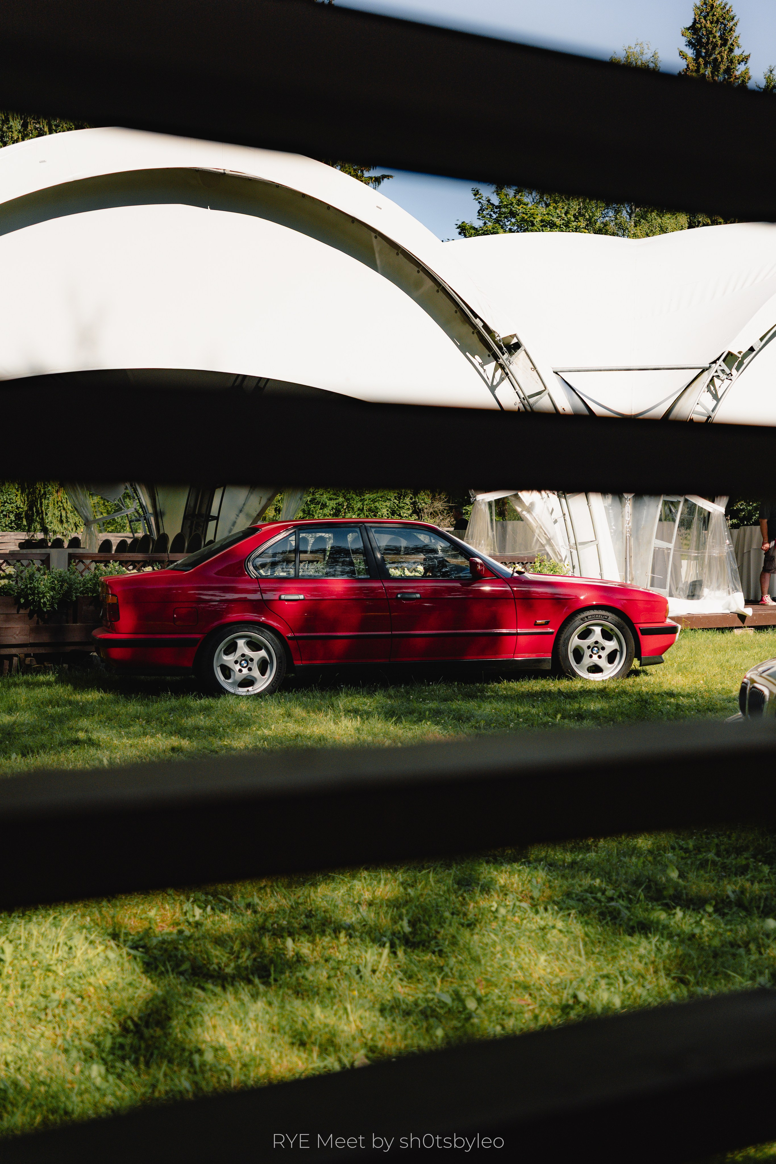 Масштабный летний фестиваль RYE Meet — встреча клуба любителей автомобилей старше 25-лет. Автомобильный фотограф Антон Цырулев