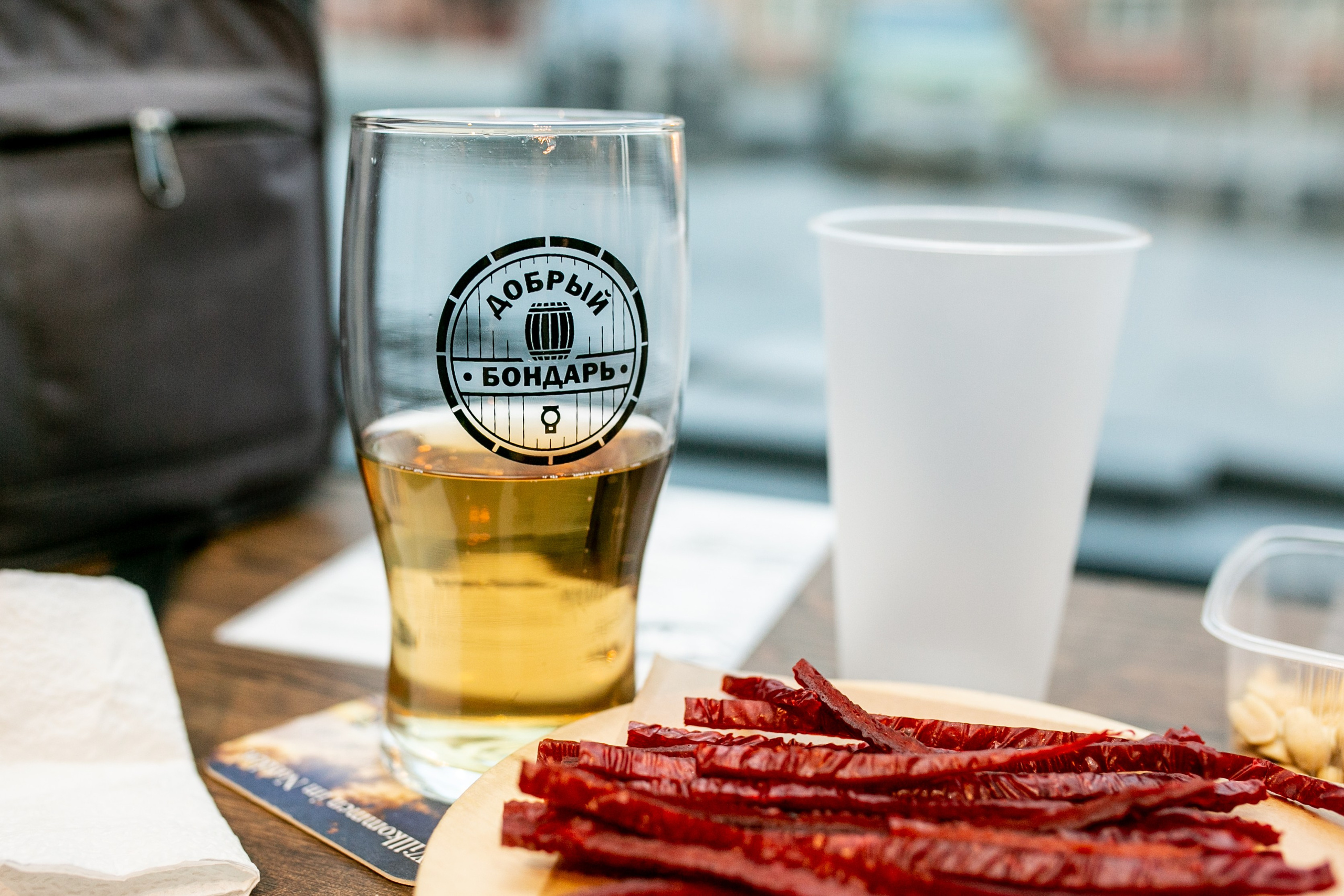 День рождения бара Добрый бондарь. Фотограф в Новосибирске Ася Зверева