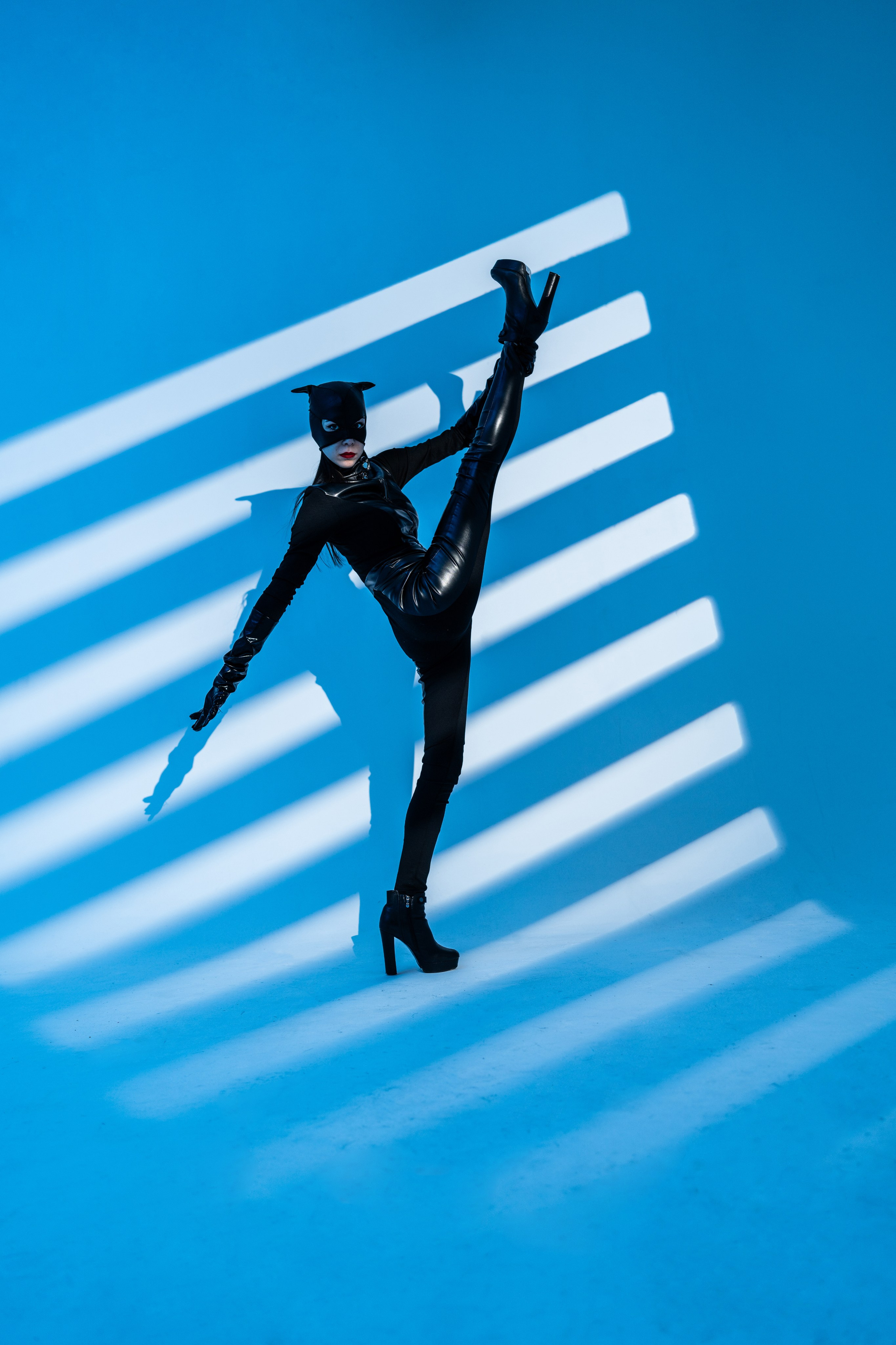 Женщина кошка. Модель Камилла. Свадебный и индивидуальный фотограф Аля Мамакова