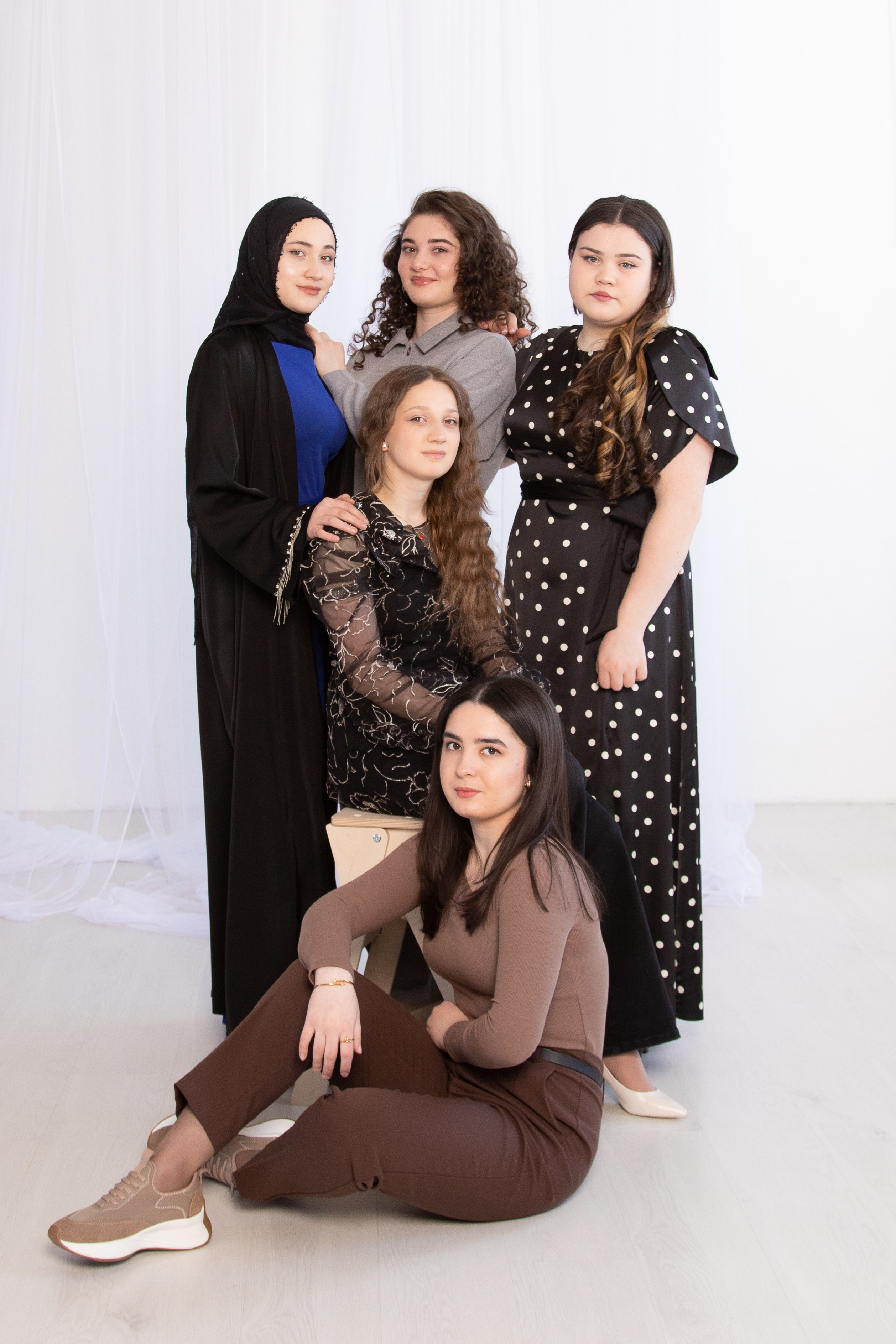 9  и 11 классы. Школьный фотограф в г. Нальчик Галимат Абитова