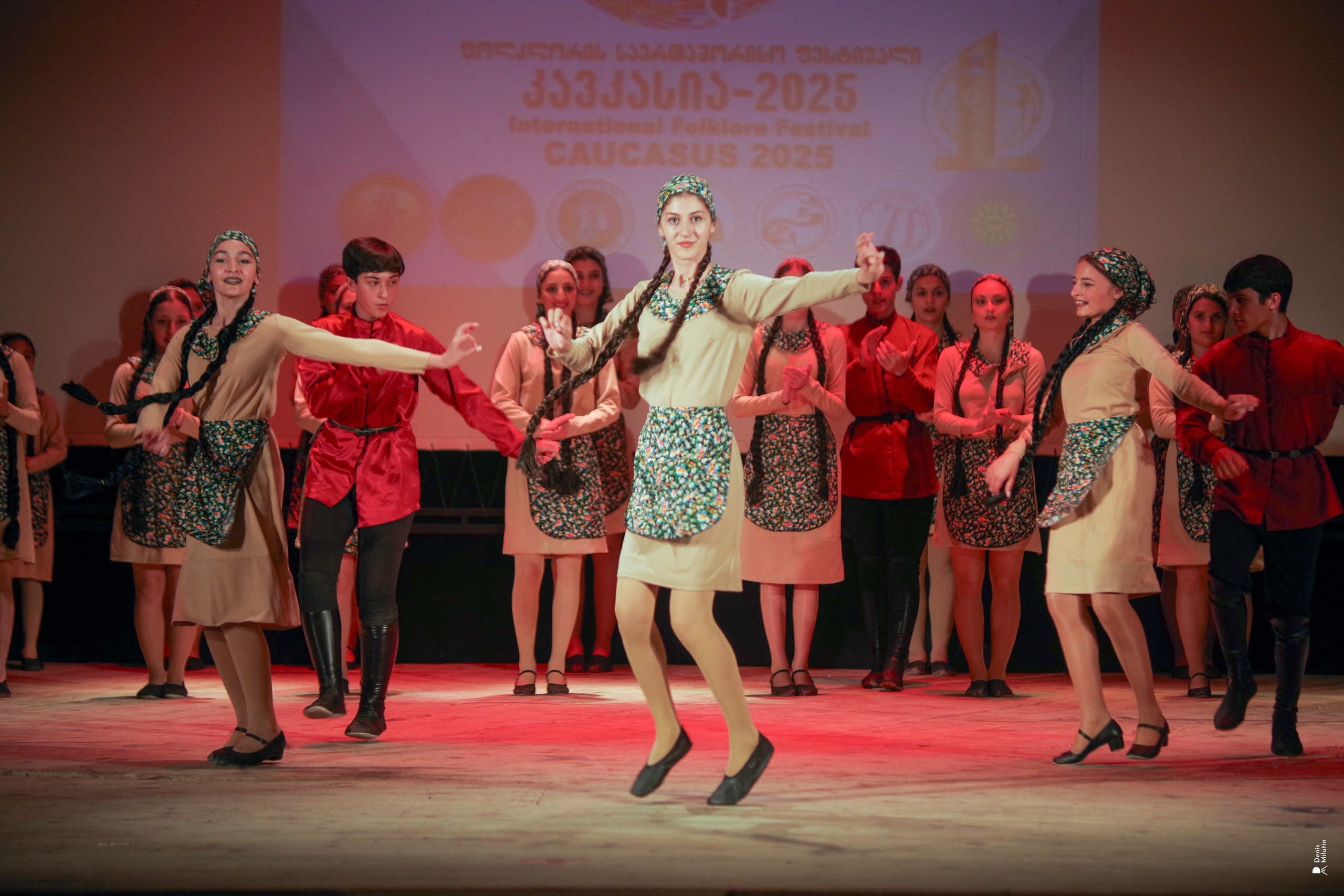 Танцы в прекрасном Они. Портретный фотограф Денис Милютин