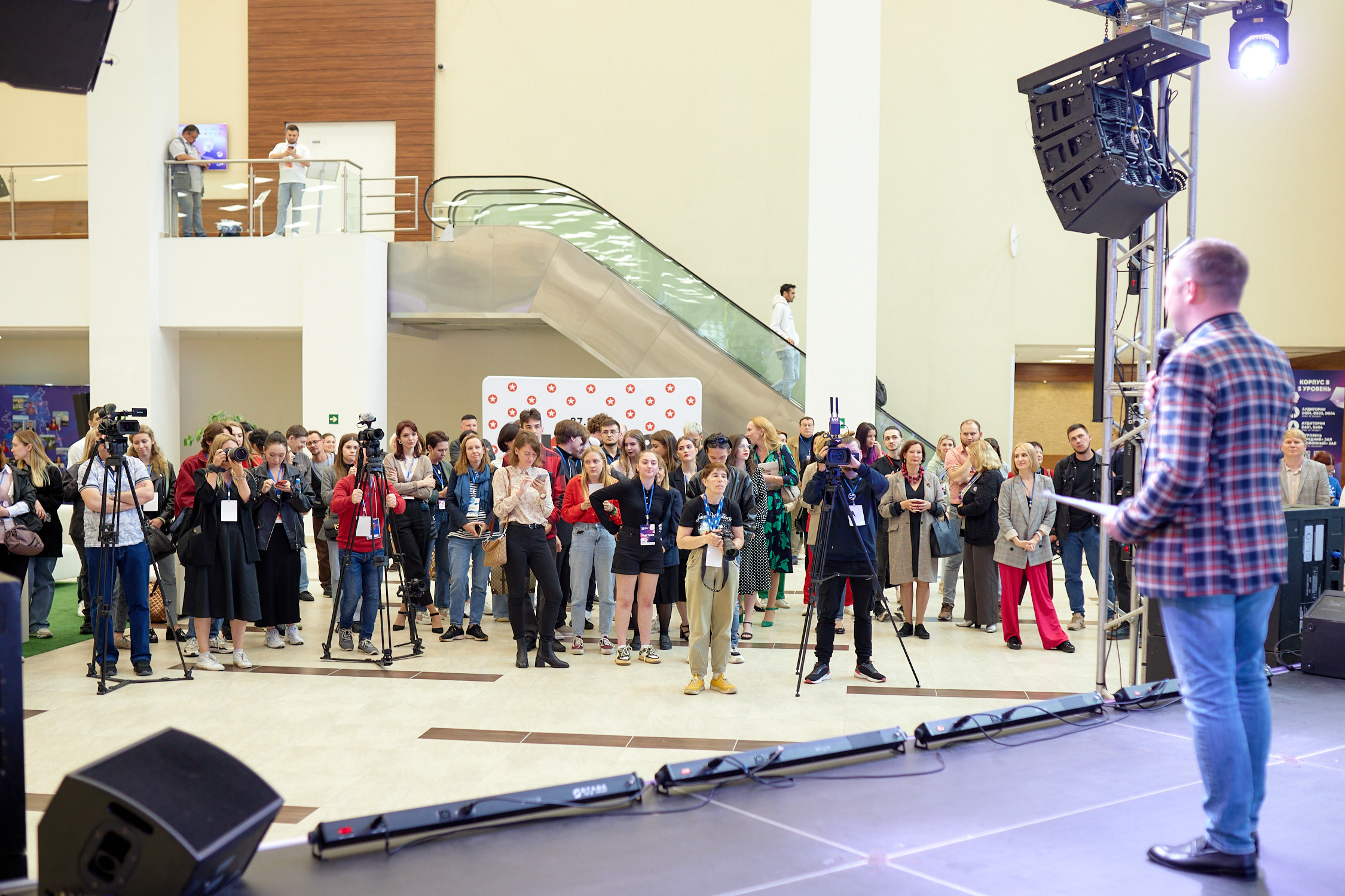 Медиасаммит 2023. Репортажный фотограф Владивосток Анастасия Сокольникова