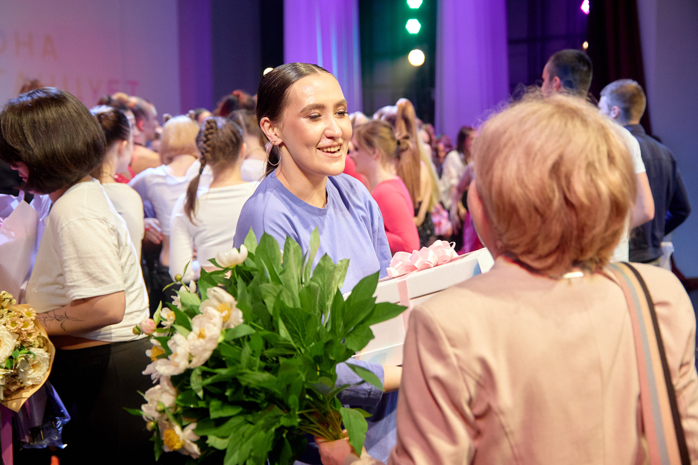 SHE: Она танцует. Отчётный концерт. Репортажный фотограф Владивосток Анастасия Сокольникова