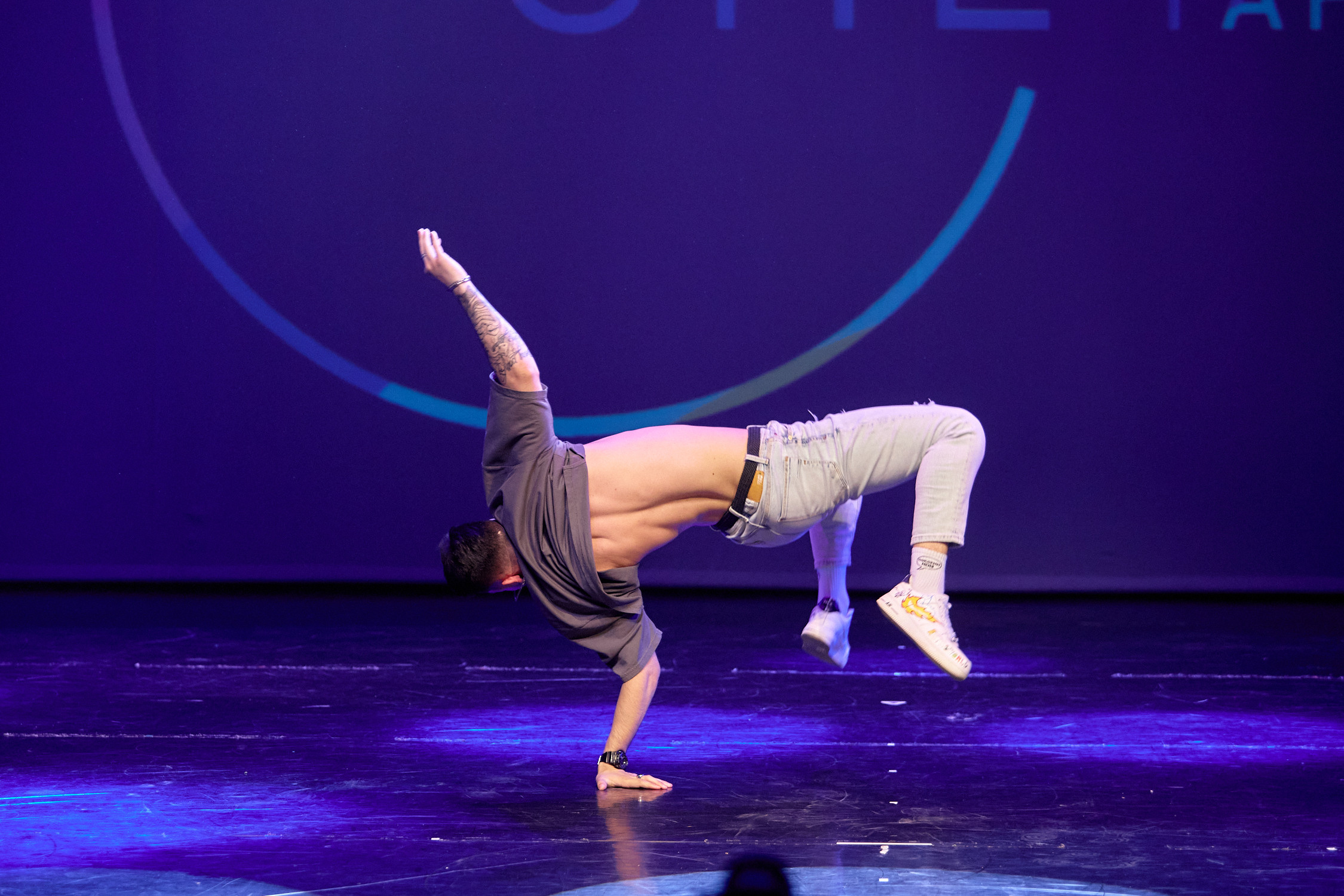 SHE: Она танцует. Отчётный концерт. Репортажный фотограф Владивосток Анастасия Сокольникова