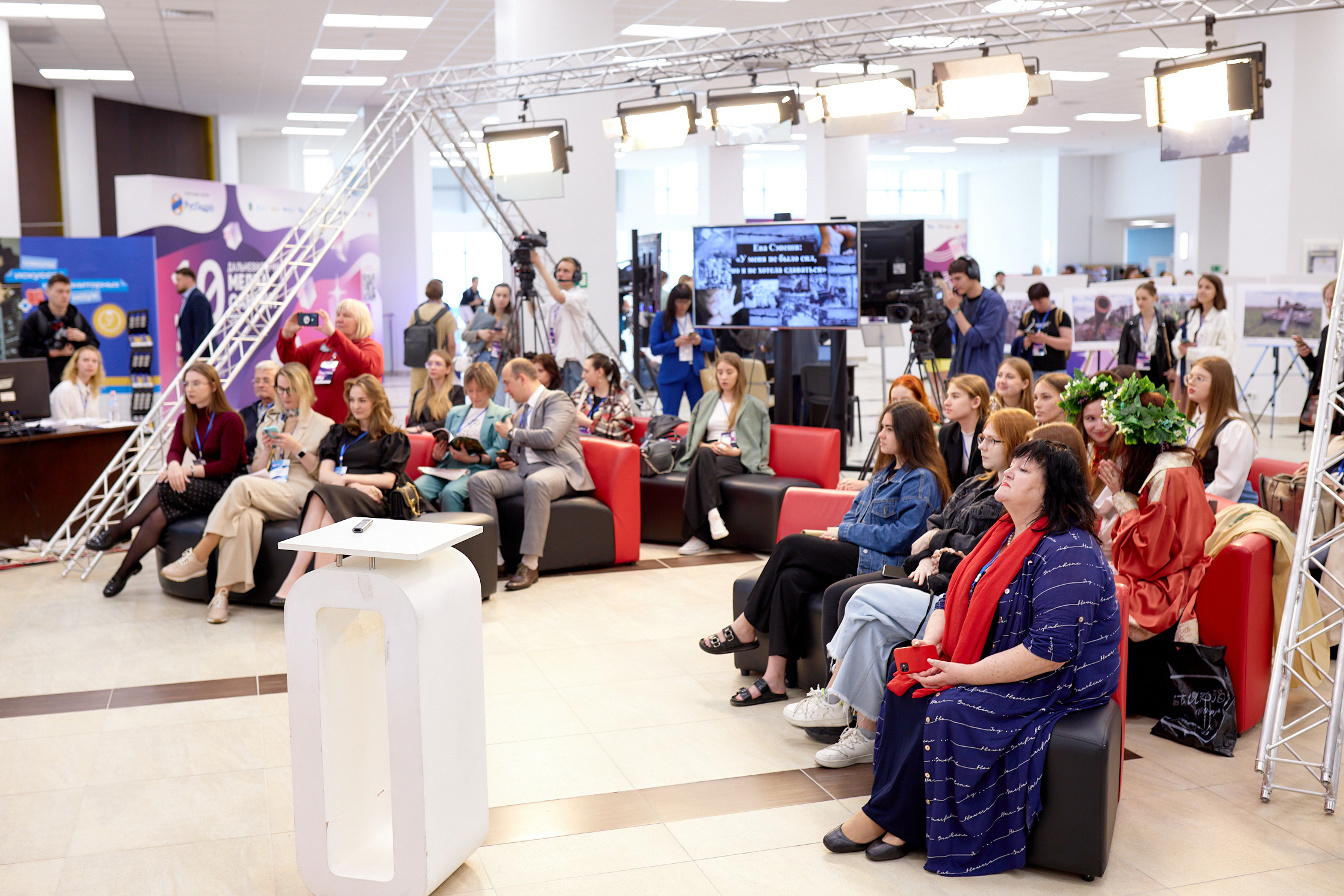 Медиасаммит 2023. Репортажный фотограф Владивосток Анастасия Сокольникова