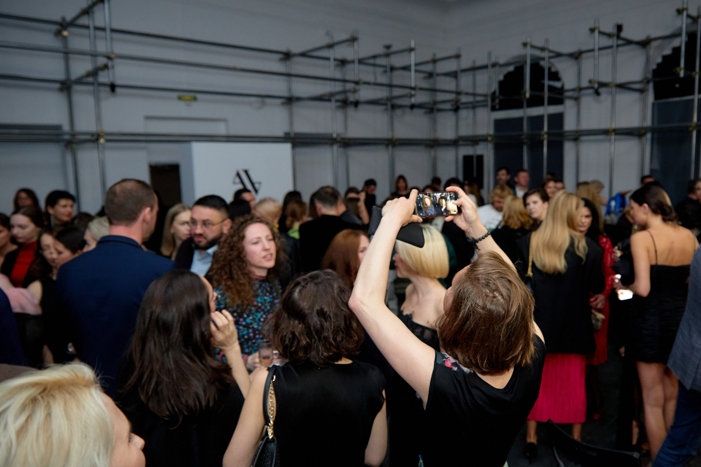 Показ Александра Варлакова. Репортажный фотограф Владивосток Анастасия Сокольникова