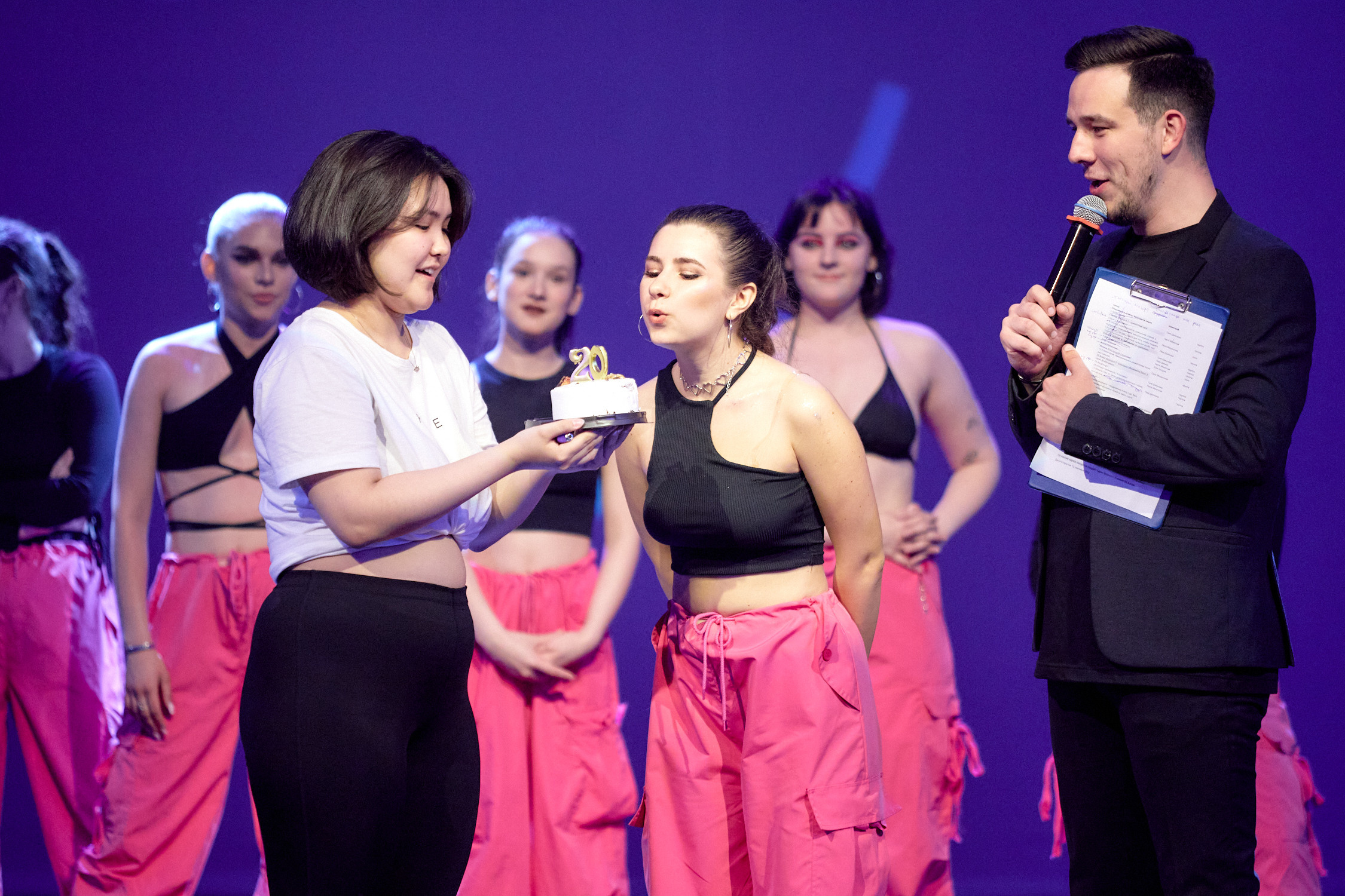 SHE: Она танцует. Отчётный концерт. Репортажный фотограф Владивосток Анастасия Сокольникова