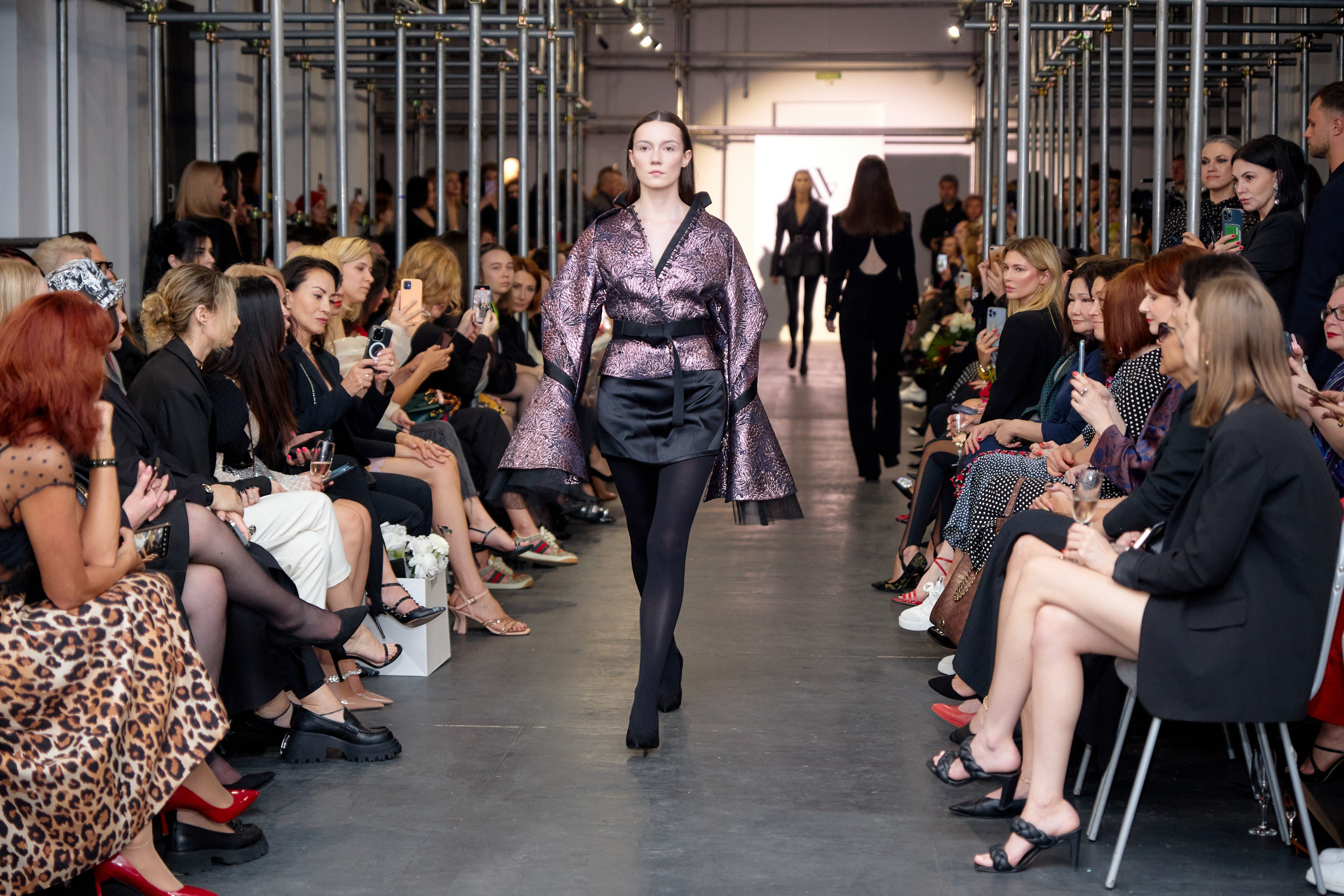 Показ Александра Варлакова. Репортажный фотограф Владивосток Анастасия Сокольникова