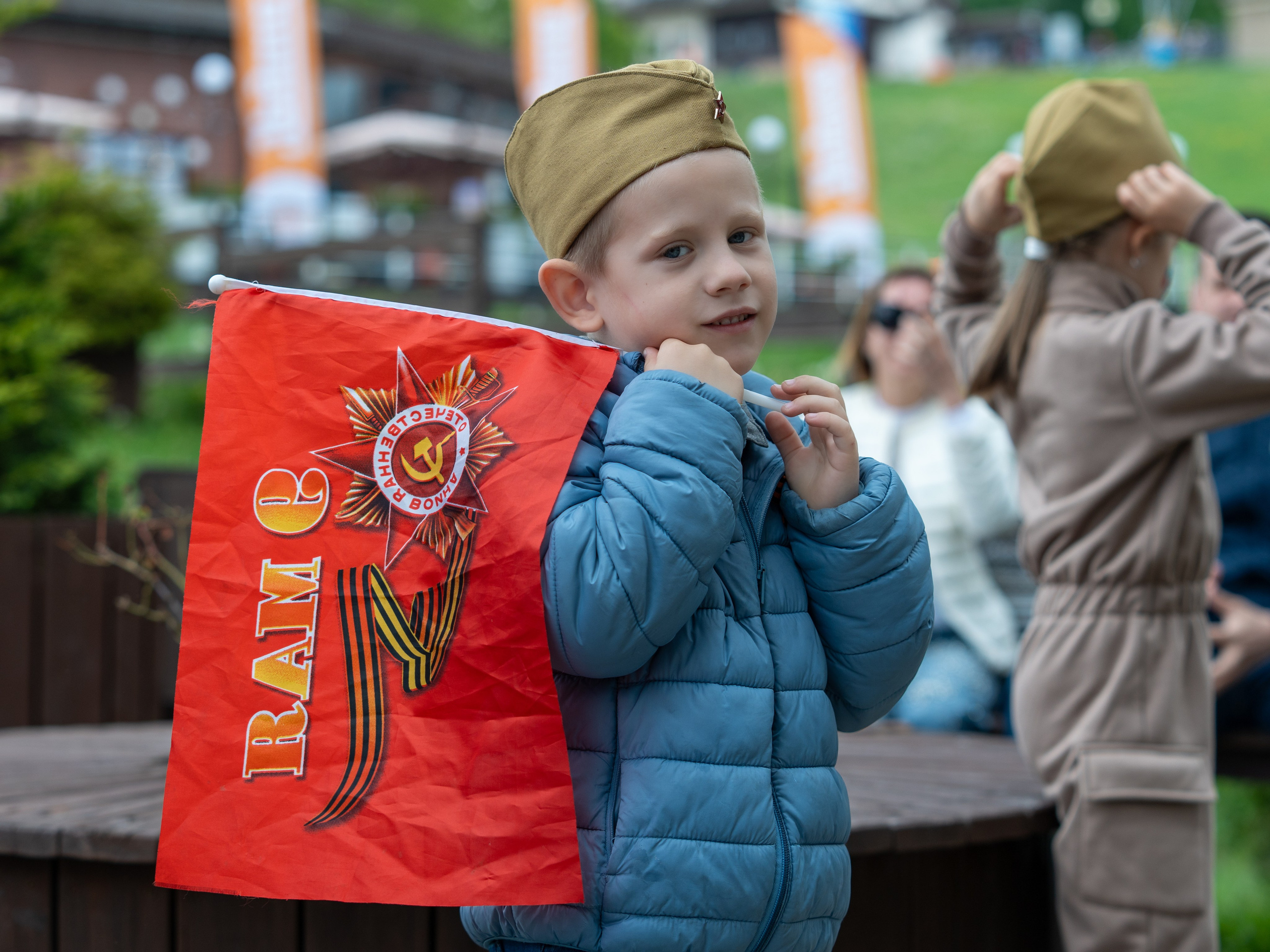 Шествие бессмертного полка 9 мая 2024 Rosa Springs. Репортажный фотограф в Красной Поляне и Сочи Павлюченко Екатерина