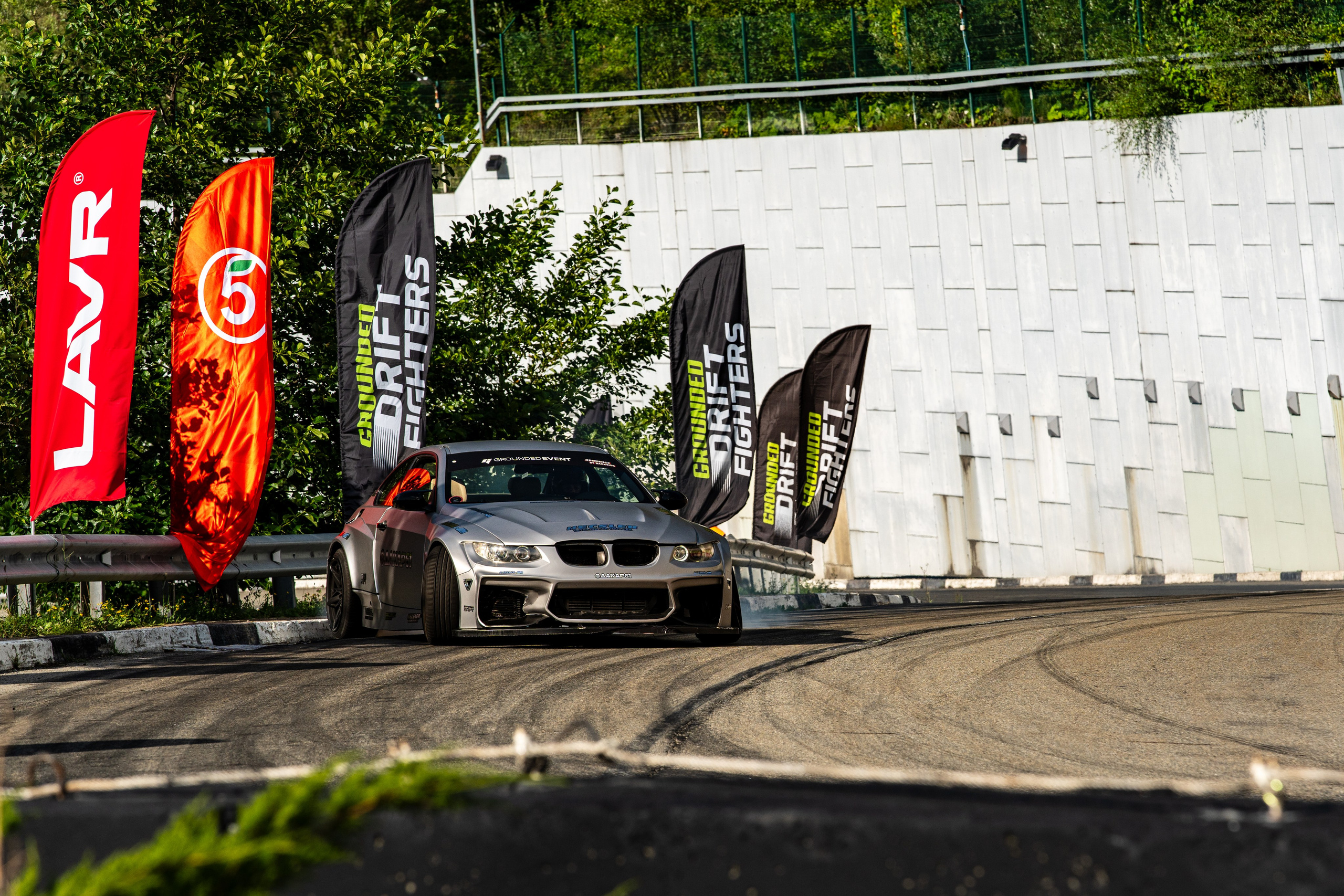 Автомобильные дрифт-гонки в рамках фестиваля Grounded 2024. Репортажный фотограф в Красной Поляне и Сочи Павлюченко Екатерина