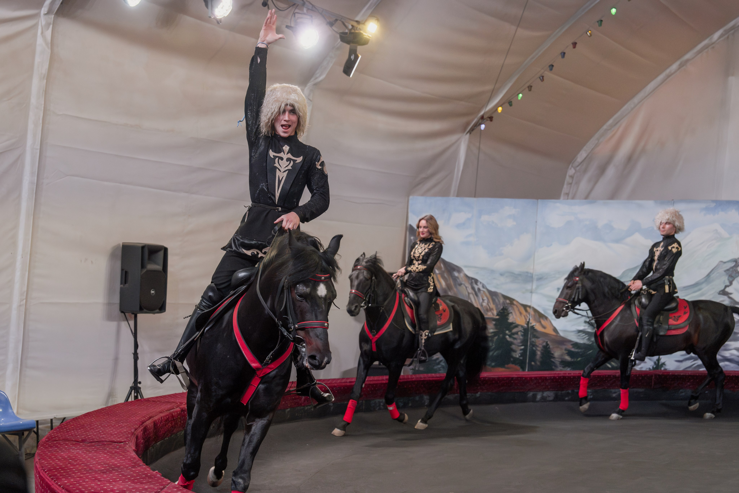 Конный театр «Нарты». Репортажный фотограф в Красной Поляне и Сочи Павлюченко Екатерина