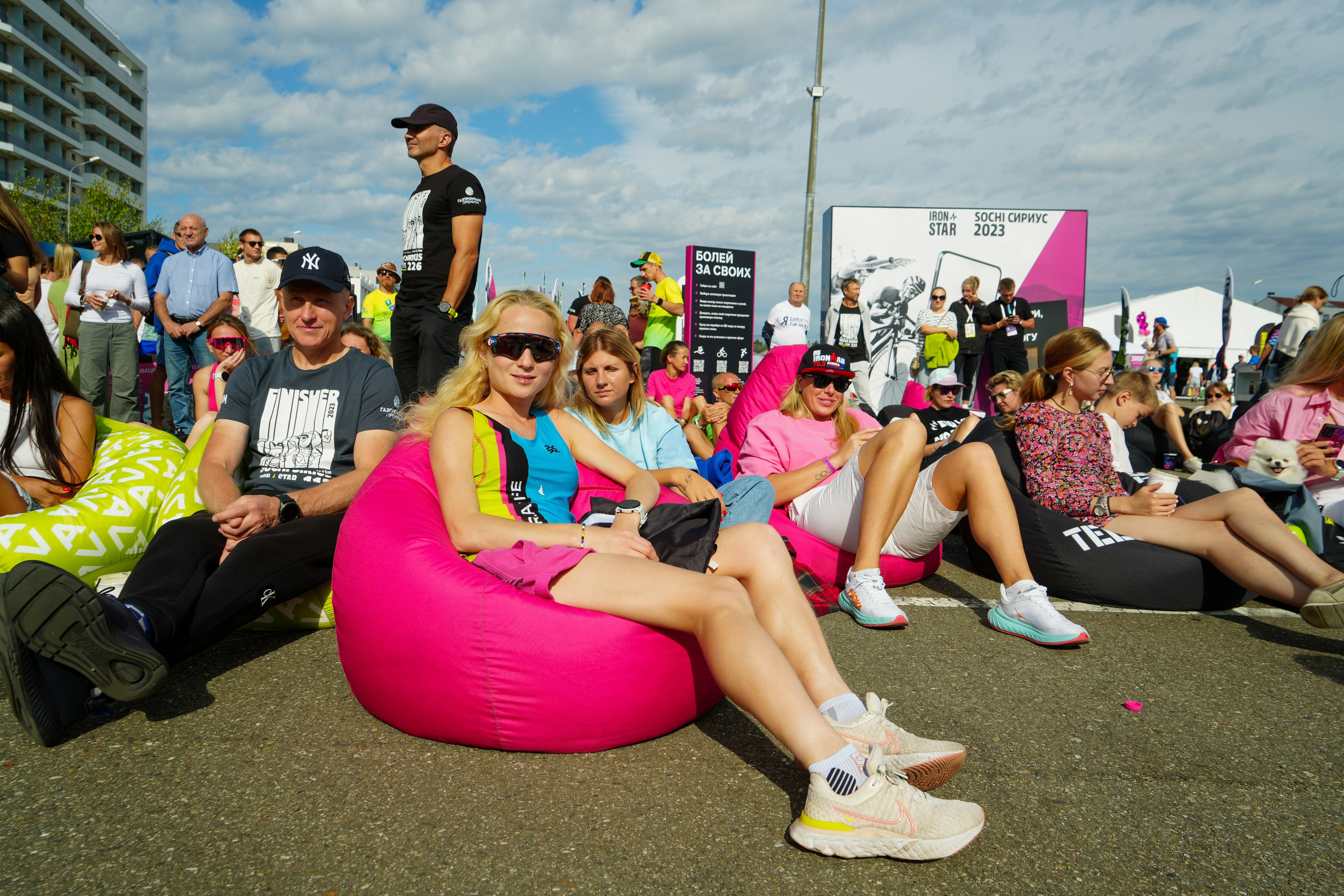 Фотоотчет партнерской интеграции для компании TELE2 на фестивале Ironstar. Репортажный фотограф в Красной Поляне и Сочи Павлюченко Екатерина