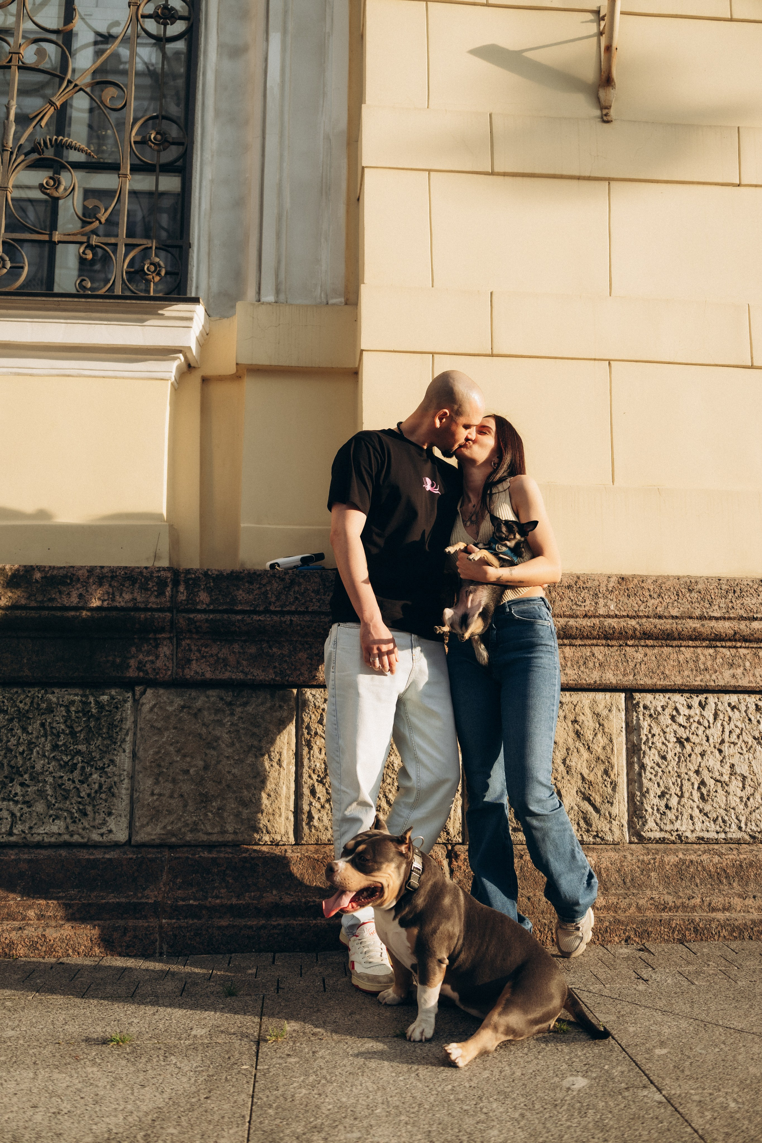 Лера и Ваня и их друзья семьи🩶. Фотограф Артем Бросов в Санкт-Петербурге и Дубае