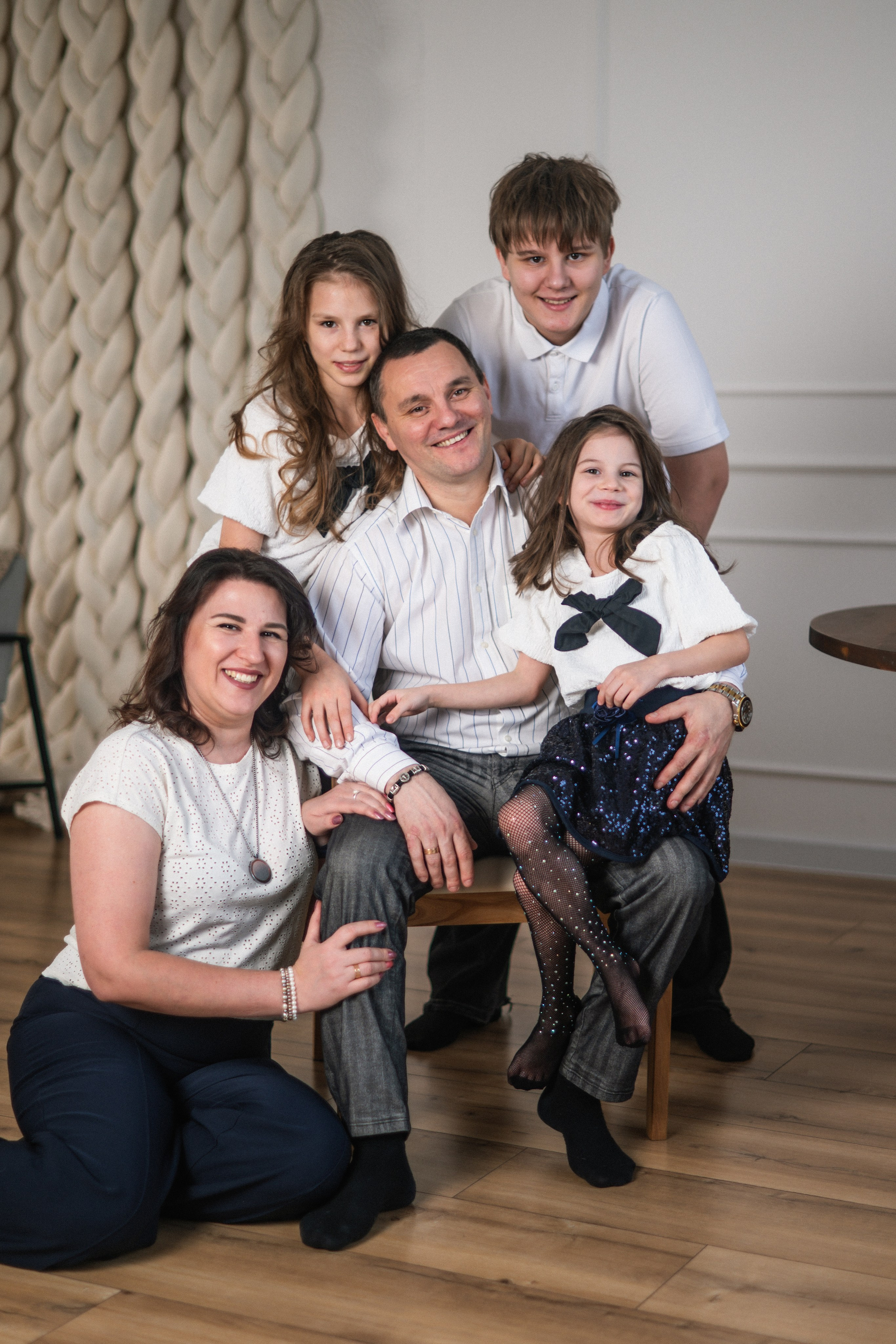 Семейная Фотосессия. Я Ольга Казанцева, фотографирую снимаю ваши киноистории и печатаю фото и цифровые портреты на холсте