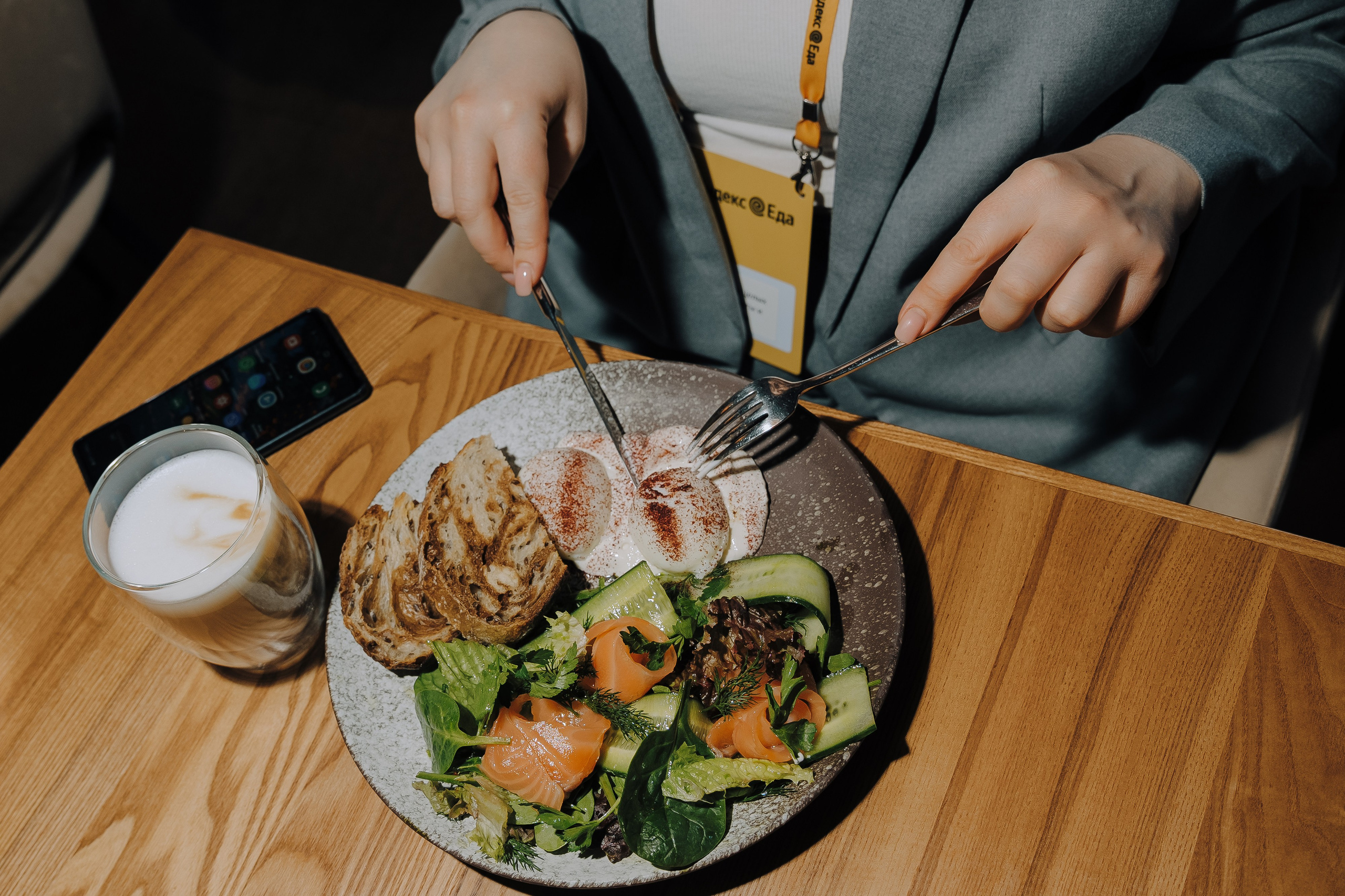 ЯНДЕКС ЕДА ПРЕСС-ЗАВТРАК. Репортажный фотограф Зуев Роман г. Челябинск
