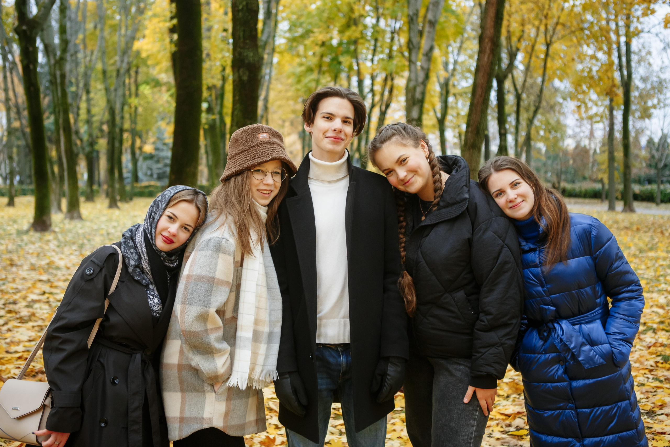 Осень Гимназия 12 11 В 2023 г. Свадебный и портретный Фотограф в Липецке Дмитрий Котюков
