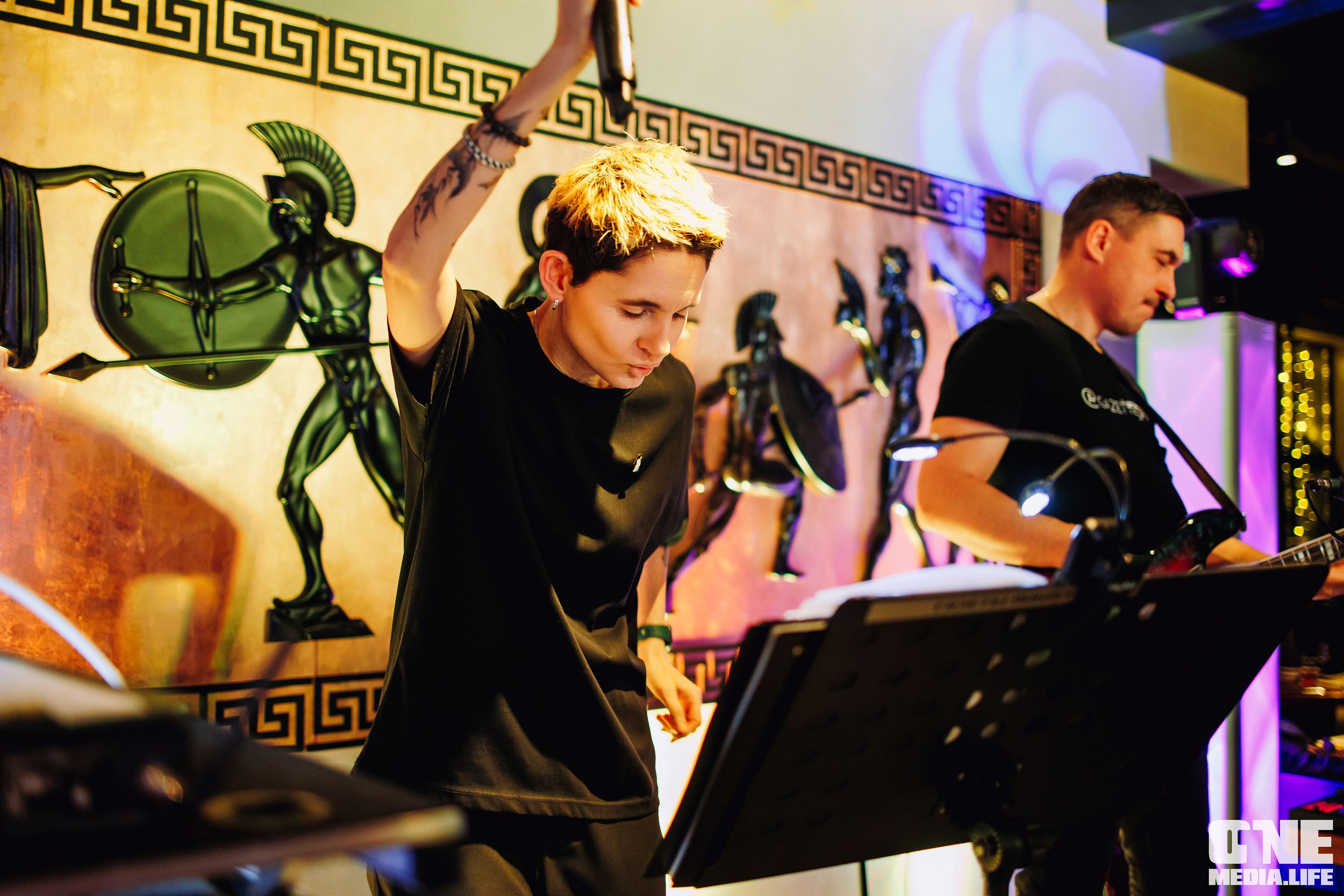 Клубный концерт в El Greco: Братья Грим. One Media Life: фоторепортажи, фотоотчеты с мероприятий и заведений